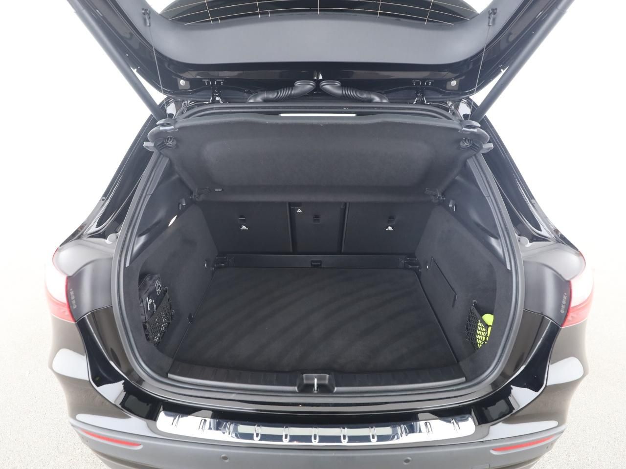 Mercedes-Benz GLA 180 AMG Night MBUX AHK Distronic 360 Kamera foto 16