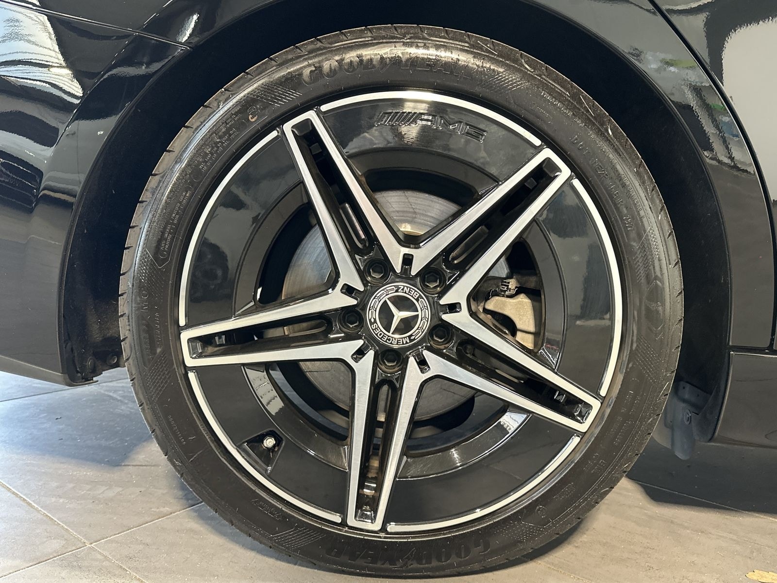 Mercedes-Benz C 200d AMG-Line NAV+LED+KAM+HUD+VCOCK+CARPLAY+PP foto 3