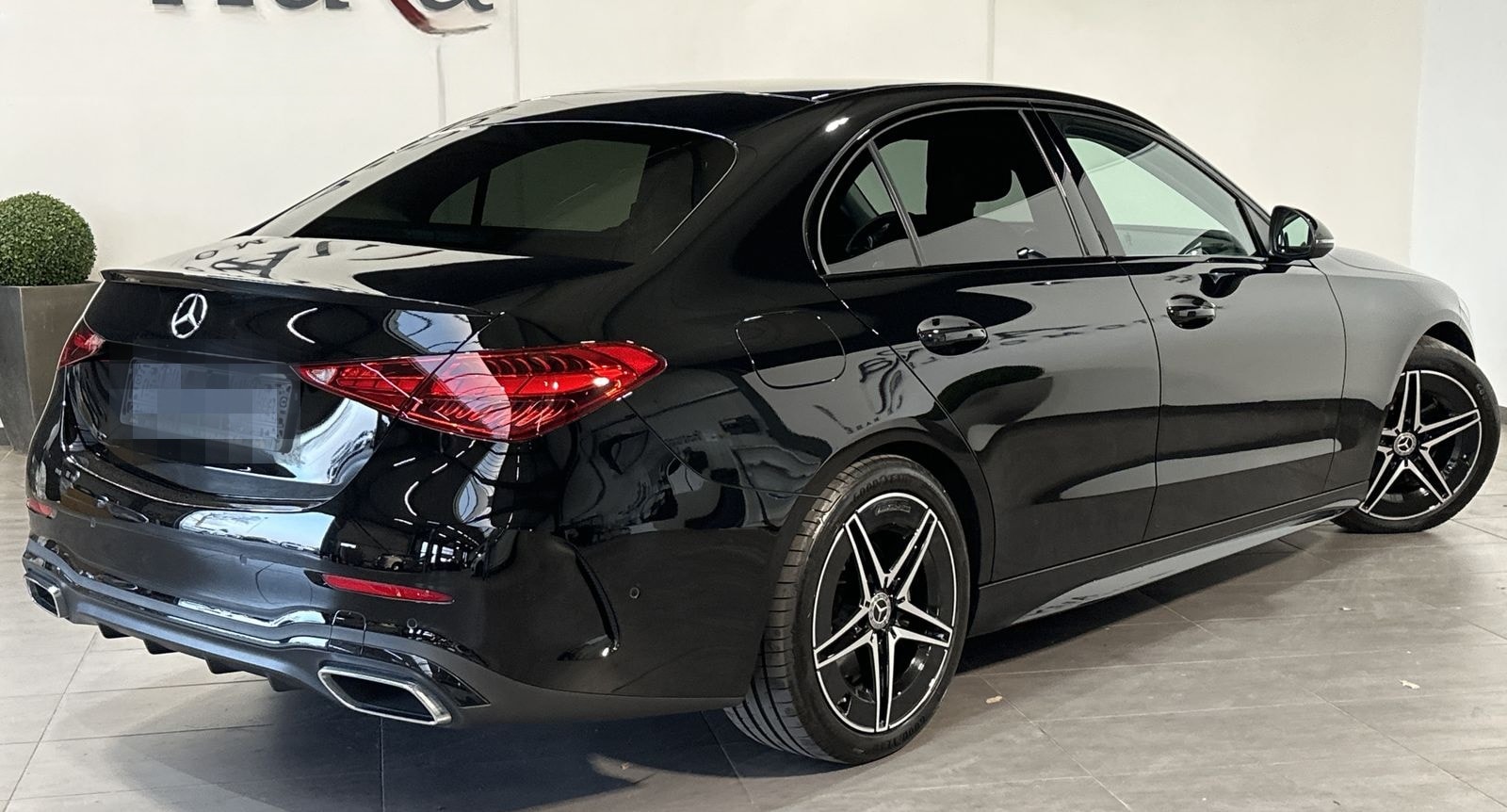 Mercedes-Benz C 200d AMG-Line NAV+LED+KAM+HUD+VCOCK+CARPLAY+PP foto 4