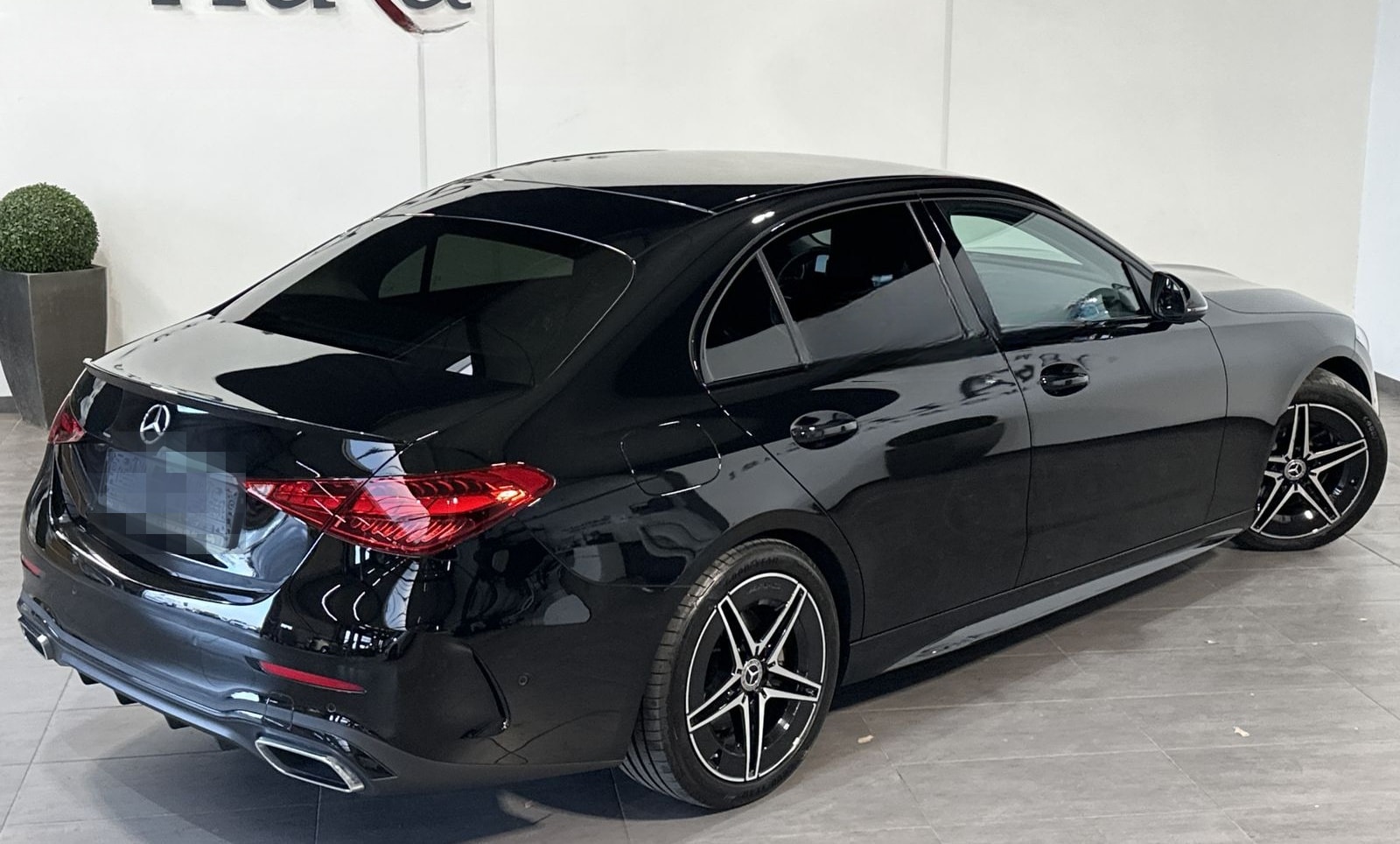 Mercedes-Benz C 200d AMG-Line NAV+LED+KAM+HUD+VCOCK+CARPLAY+PP foto 5