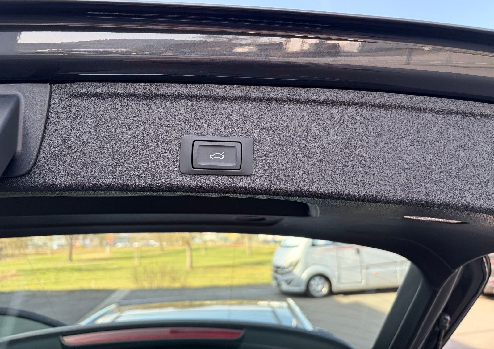 Audi A4 Avant 35 TDI sport S-LINE PANO AHK MATRIX-LED foto 20