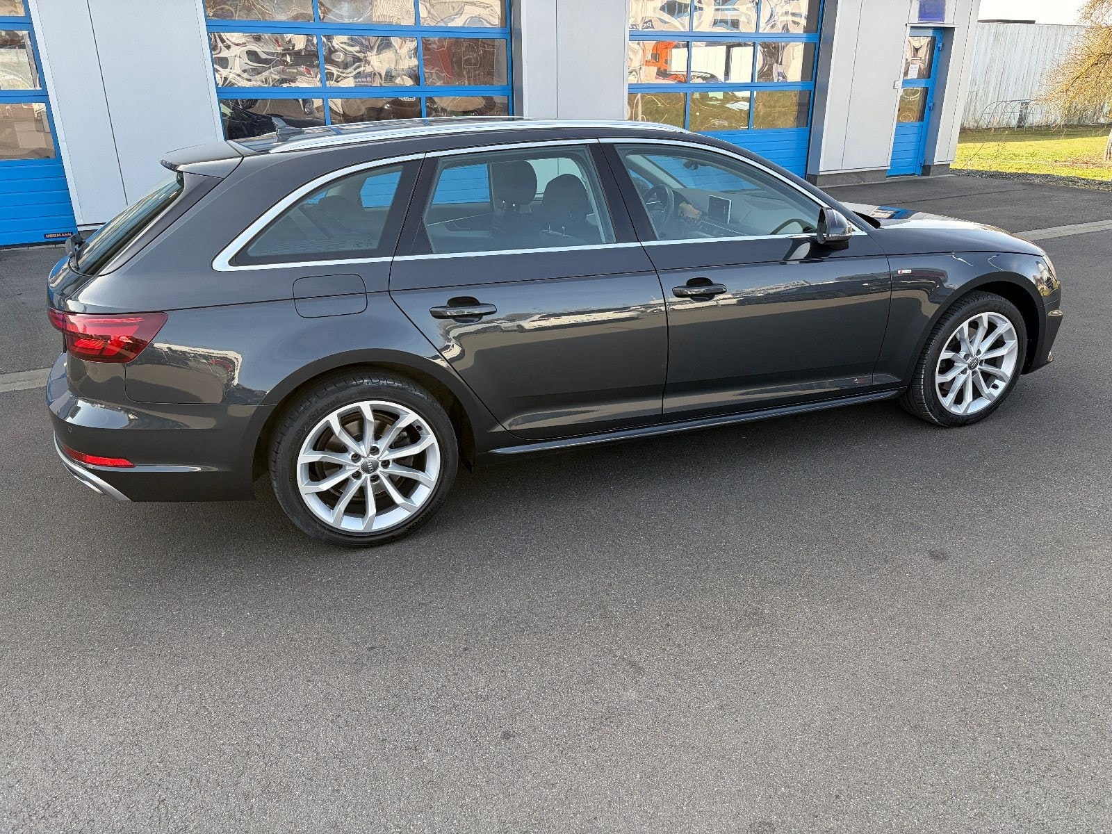 Audi A4 Avant 35 TDI sport S-LINE PANO AHK MATRIX-LED foto 5