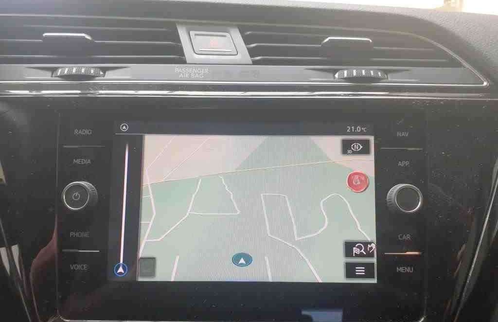 Volkswagen Touran Highline 2.0 TDI Rear View,SHZ,AHK,LED foto 9