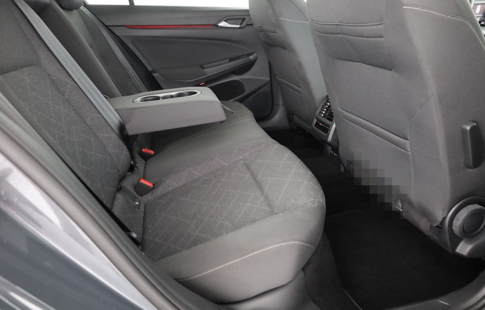 Volkswagen Golf VIII Variant 2.0 TDI Life LED Navi PDC DAB foto 25