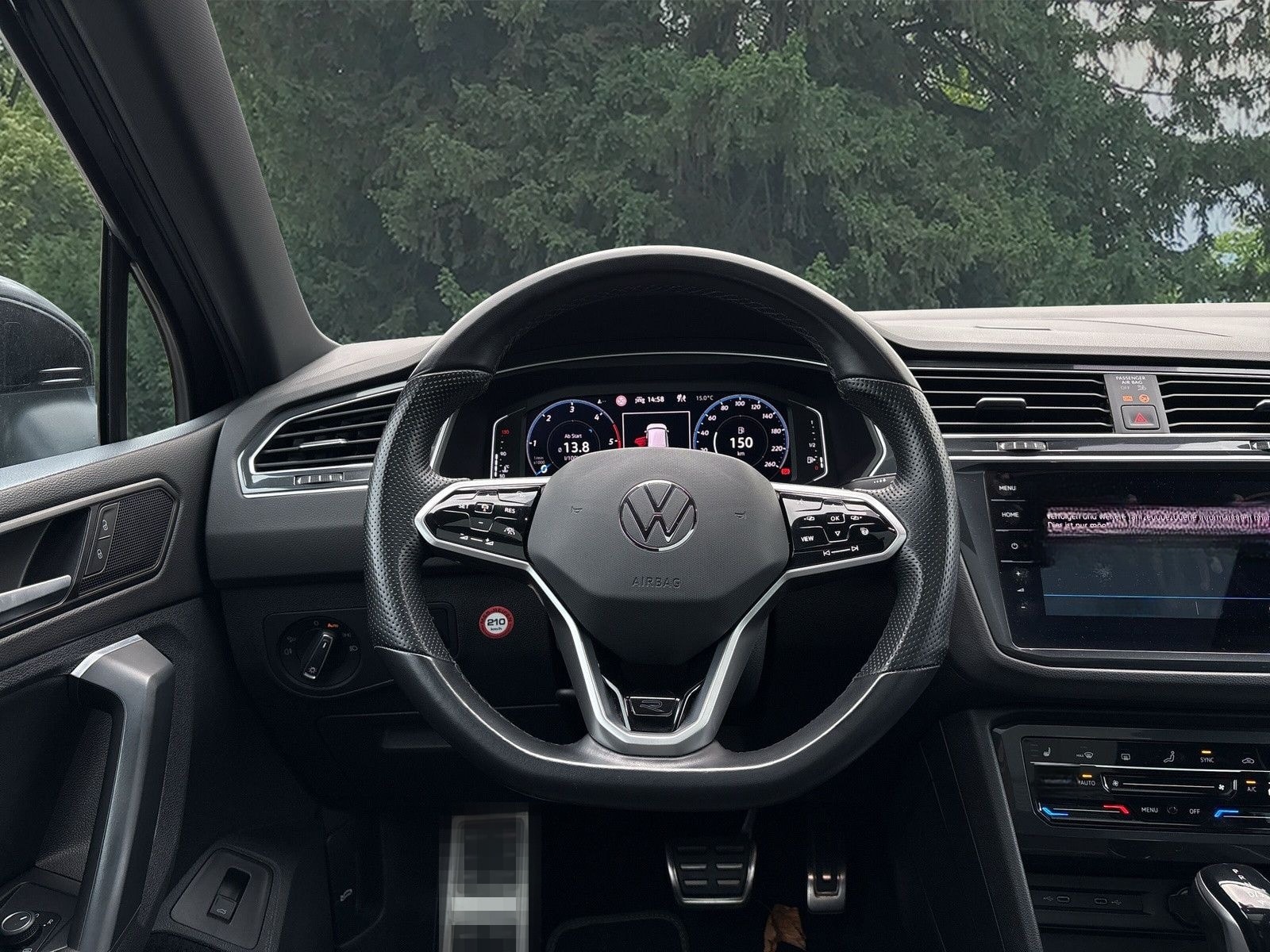 Volkswagen Tiguan 2.0 TDI R-Line 4Motion foto 14