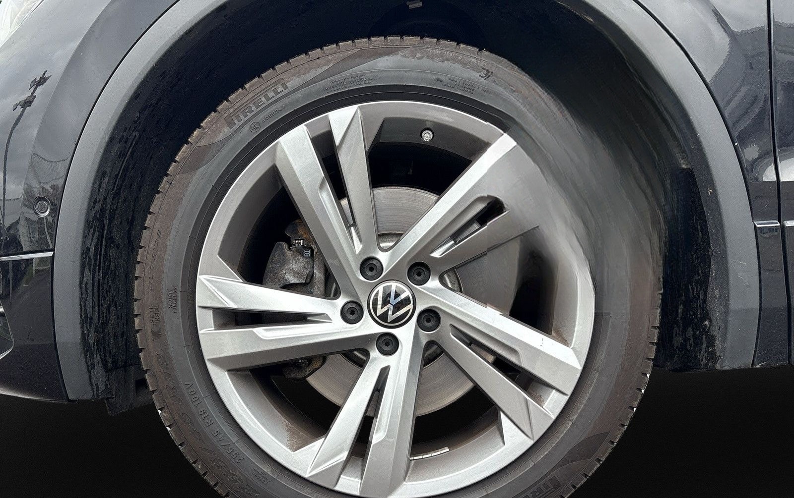 Volkswagen Tiguan 2.0 TDI R-Line 4Motion foto 6