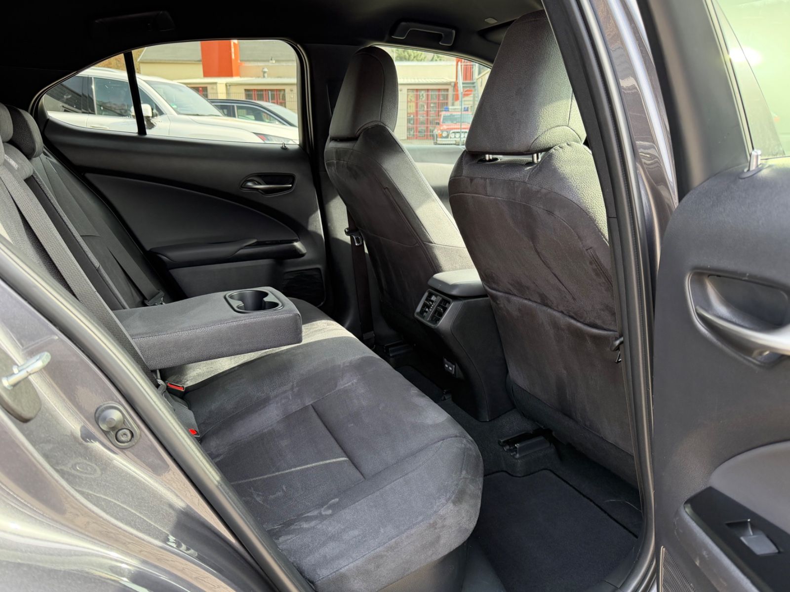 Lexus UX 250 h Style.LED.ACC.Kamera. foto 13