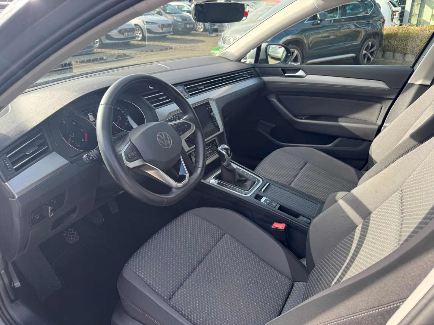 Volkswagen Passat Variant Conceptline StandHZG Navi LED App foto 13