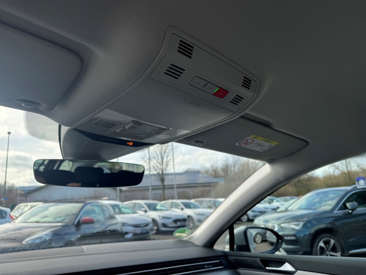 Volkswagen Passat Variant Conceptline StandHZG Navi LED App foto 22