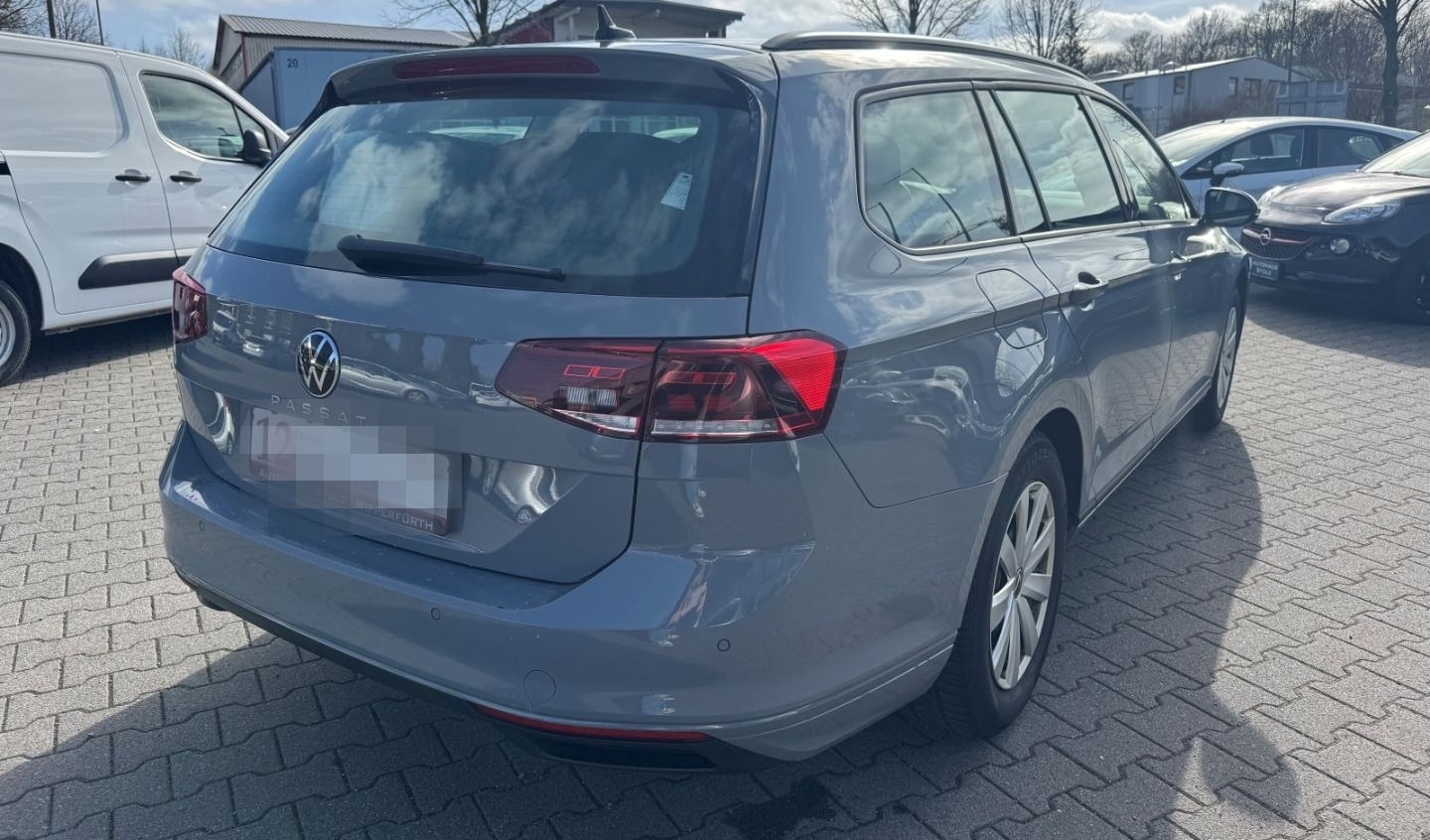 Volkswagen Passat Variant Conceptline StandHZG Navi LED App foto 6