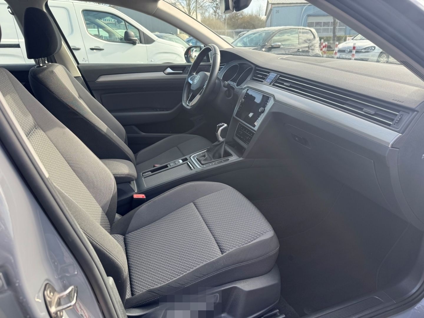 Volkswagen Passat Variant Conceptline StandHZG Navi LED App foto 8