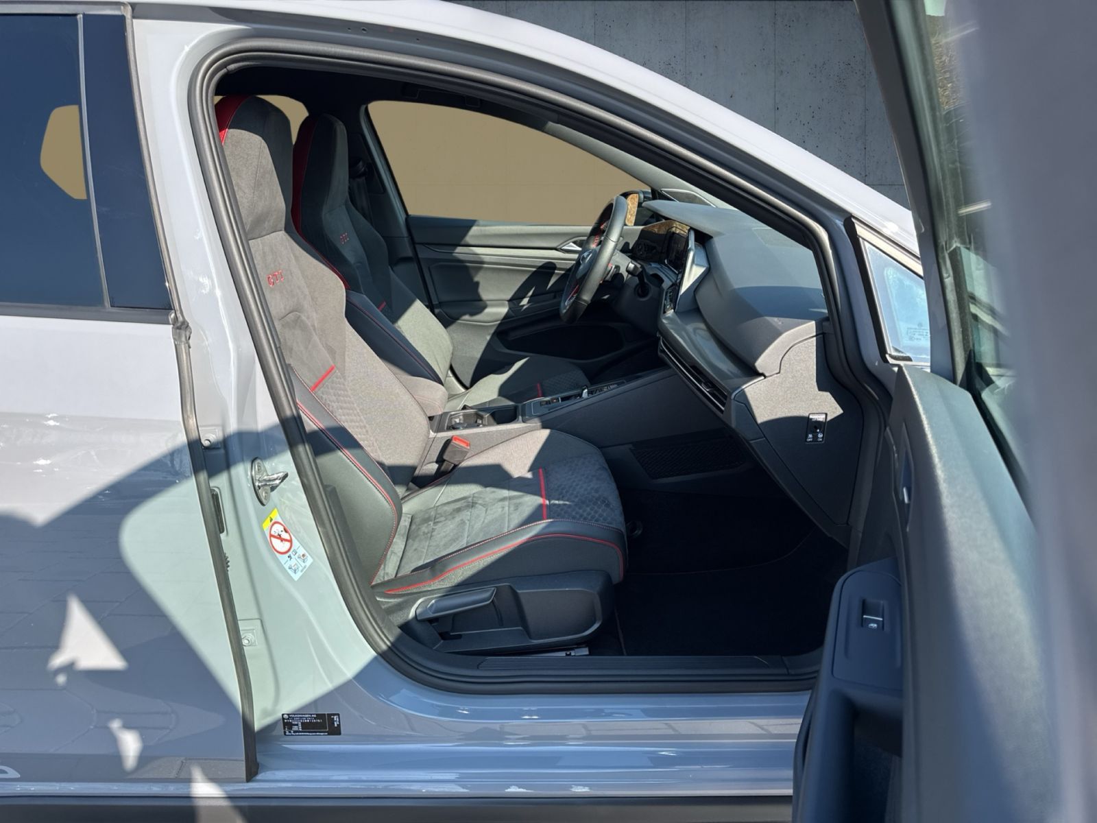 Volkswagen Golf GTI Clubsport 45 Akrapovic/h&k/Nav/Kam/19"/ foto 16