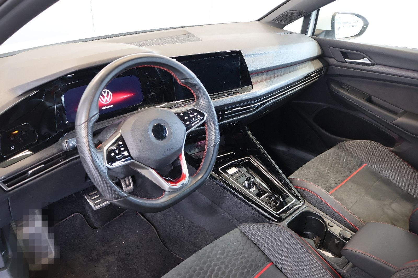 Volkswagen Golf VIII GTI Clubsport 2.0 TSI AID+ACC+LED+18" foto 9