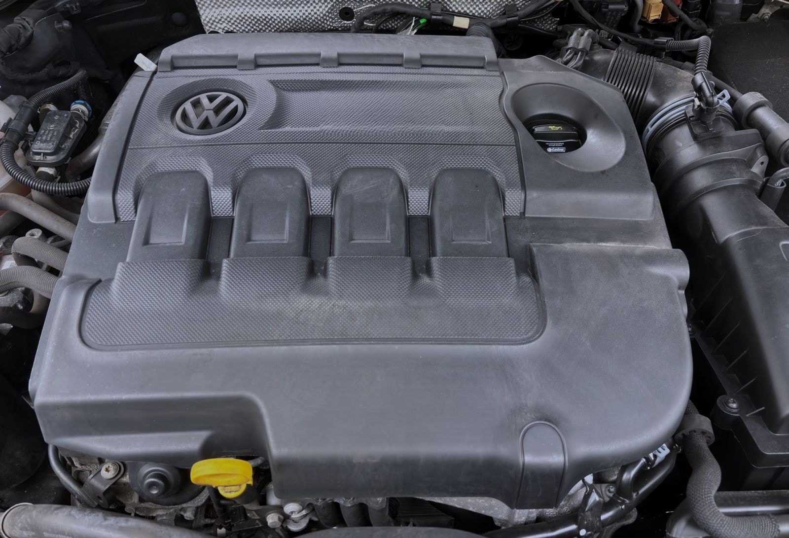 Volkswagen Arteon 2.0 TDI DSG ELEGANCE PANO AHK KAMERA ACC foto 18