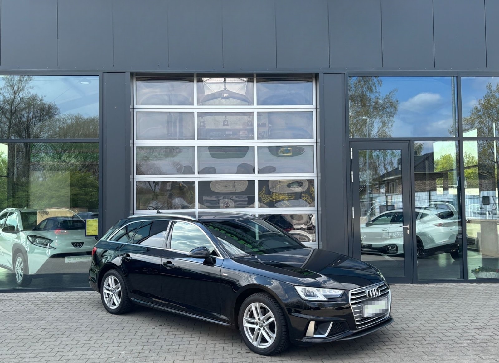 Audi A4 Avant 40 TFSI sport foto 1