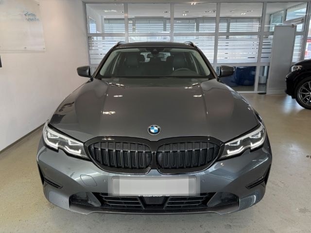 BMW 320 d Touring Navi LED Sportsitze Sitzhzg Tempom foto 2
