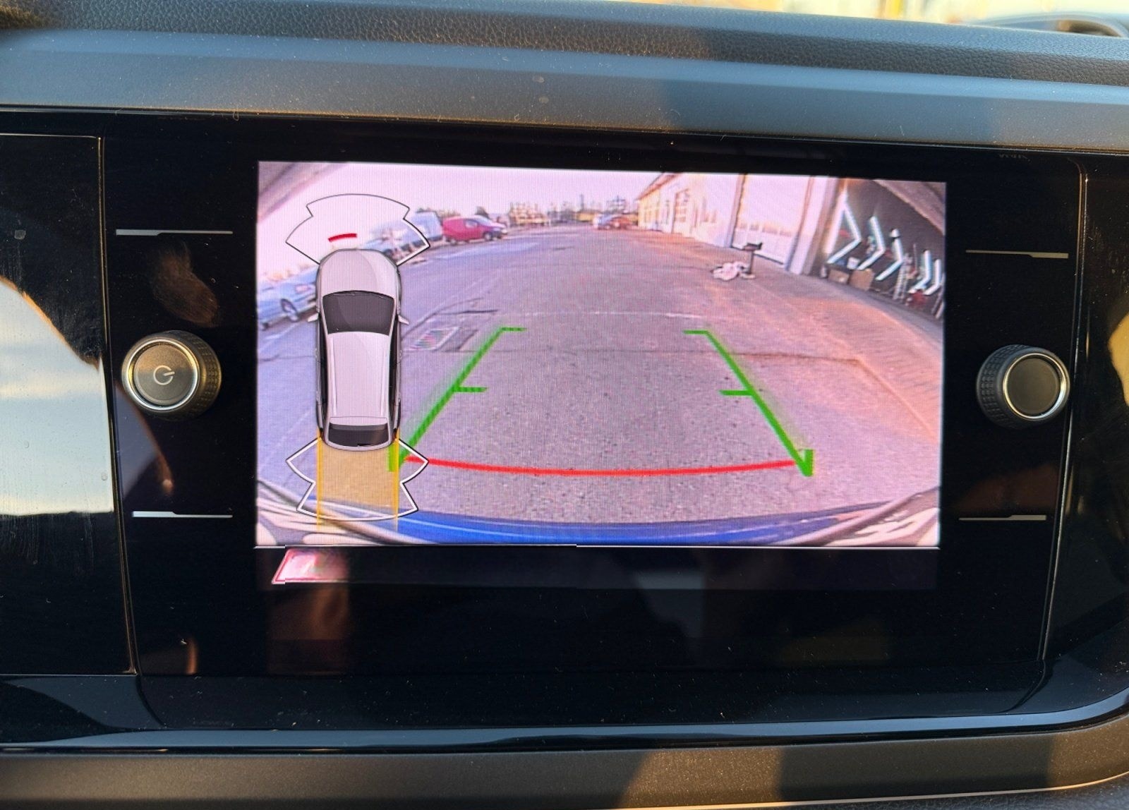 Volkswagen Taigo R-Line 1.0 TSI DSG Rückfahrkamera Sitzheiz foto 13