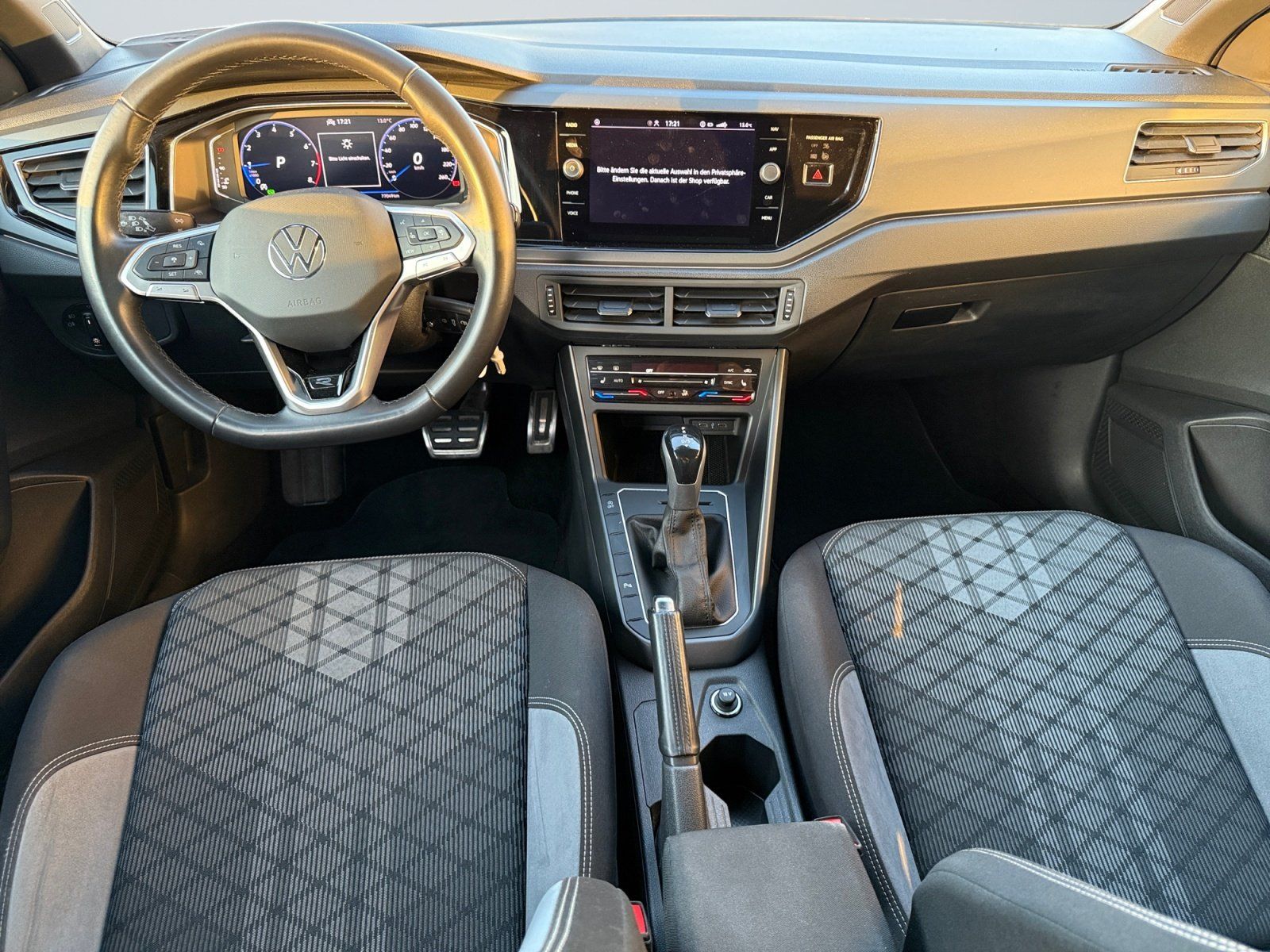 Volkswagen Taigo R-Line 1.0 TSI DSG Rückfahrkamera Sitzheiz foto 8