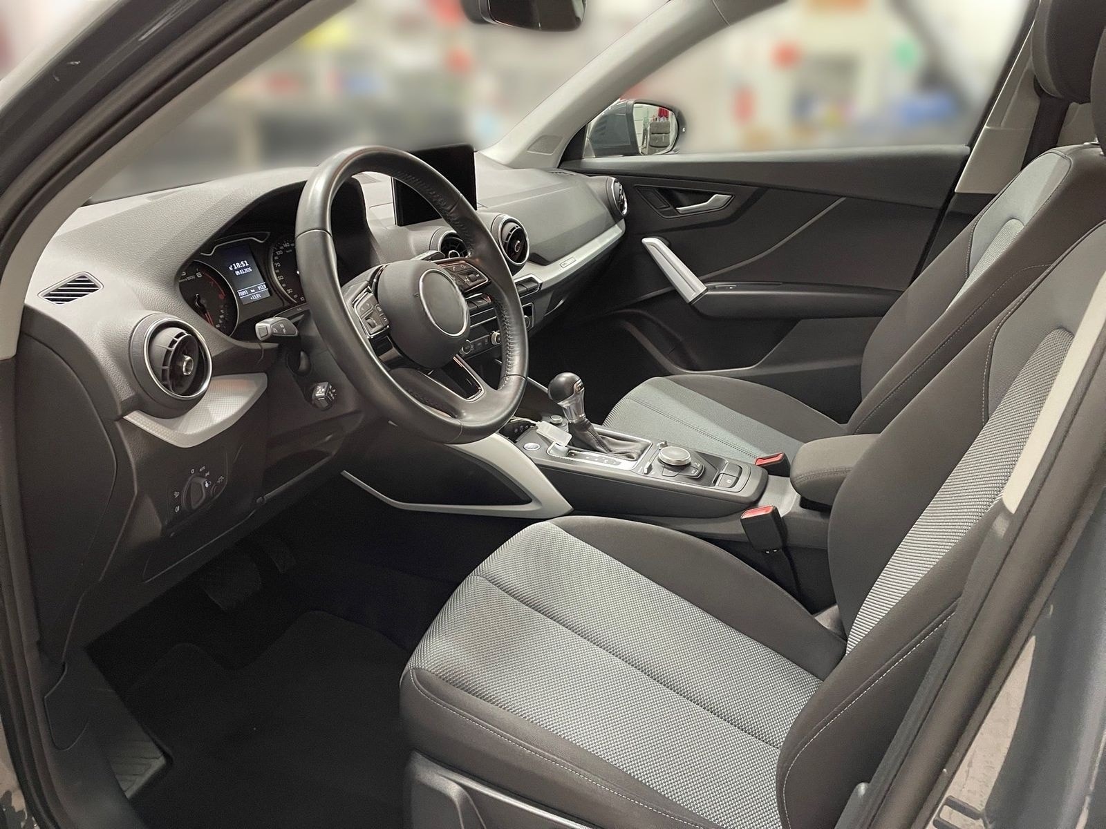 Audi Q2 35 TFSI design *AHK*PARKSENSOR*LED* foto 11