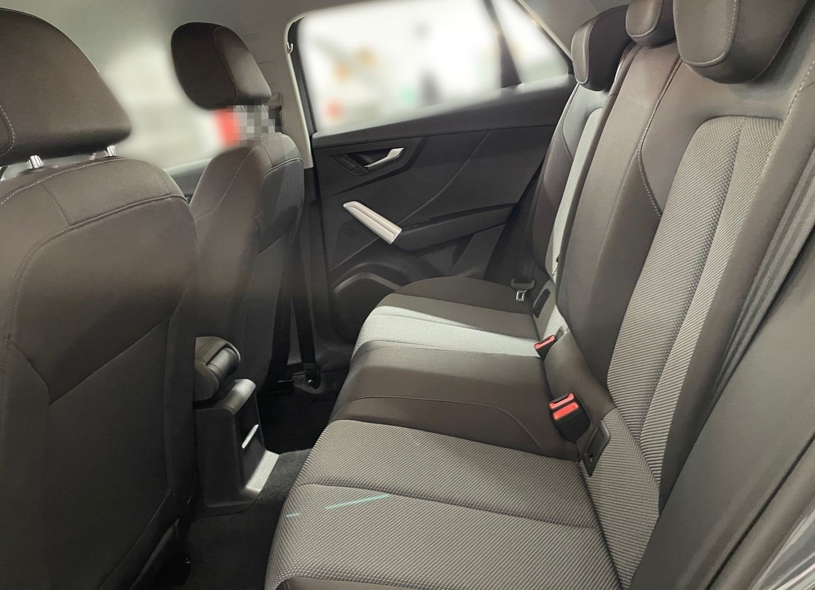 Audi Q2 35 TFSI design *AHK*PARKSENSOR*LED* foto 15