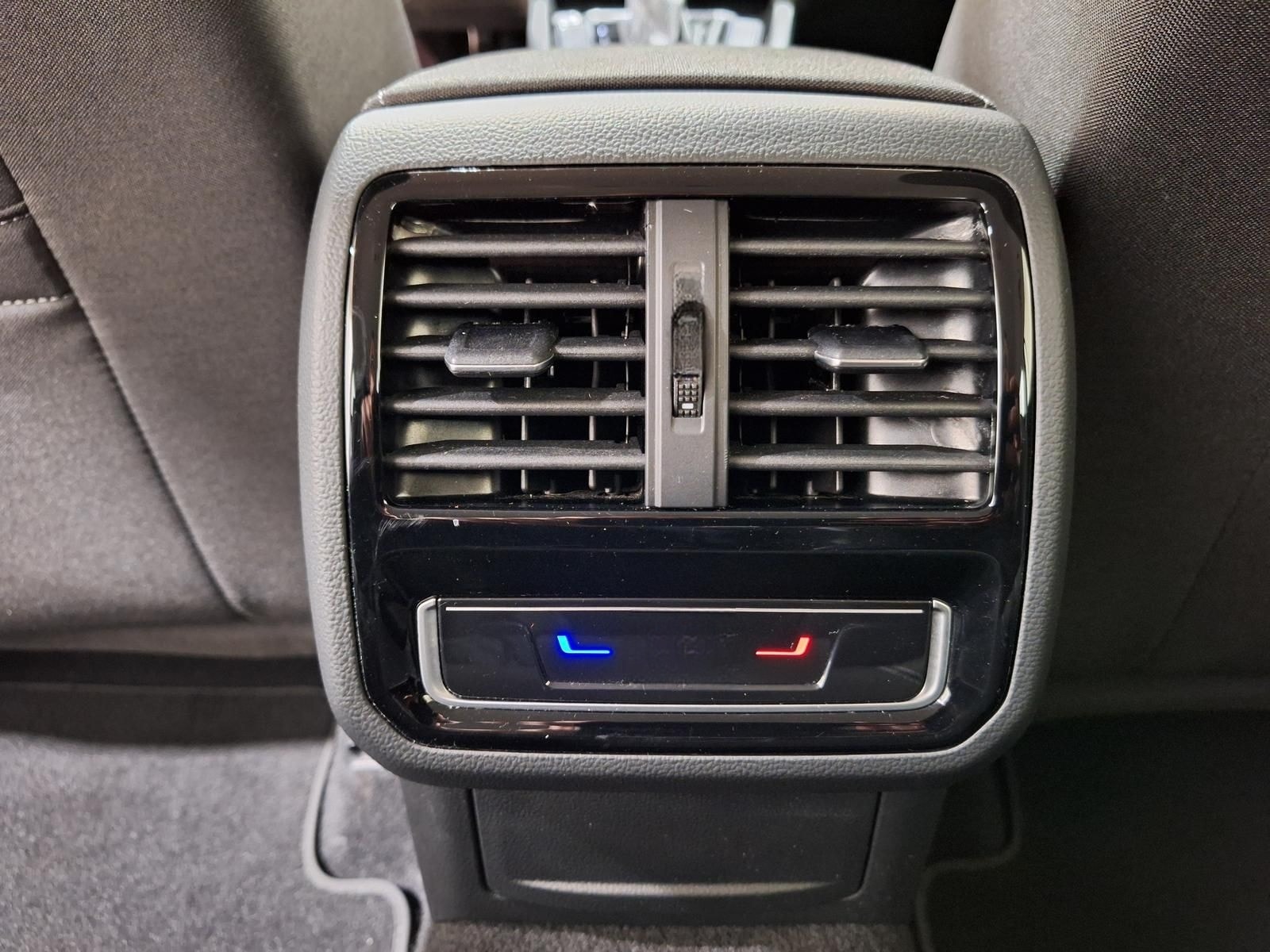 Volkswagen Passat Variant 2.0 TDI DSG Business LED|ACC|RFK| foto 16