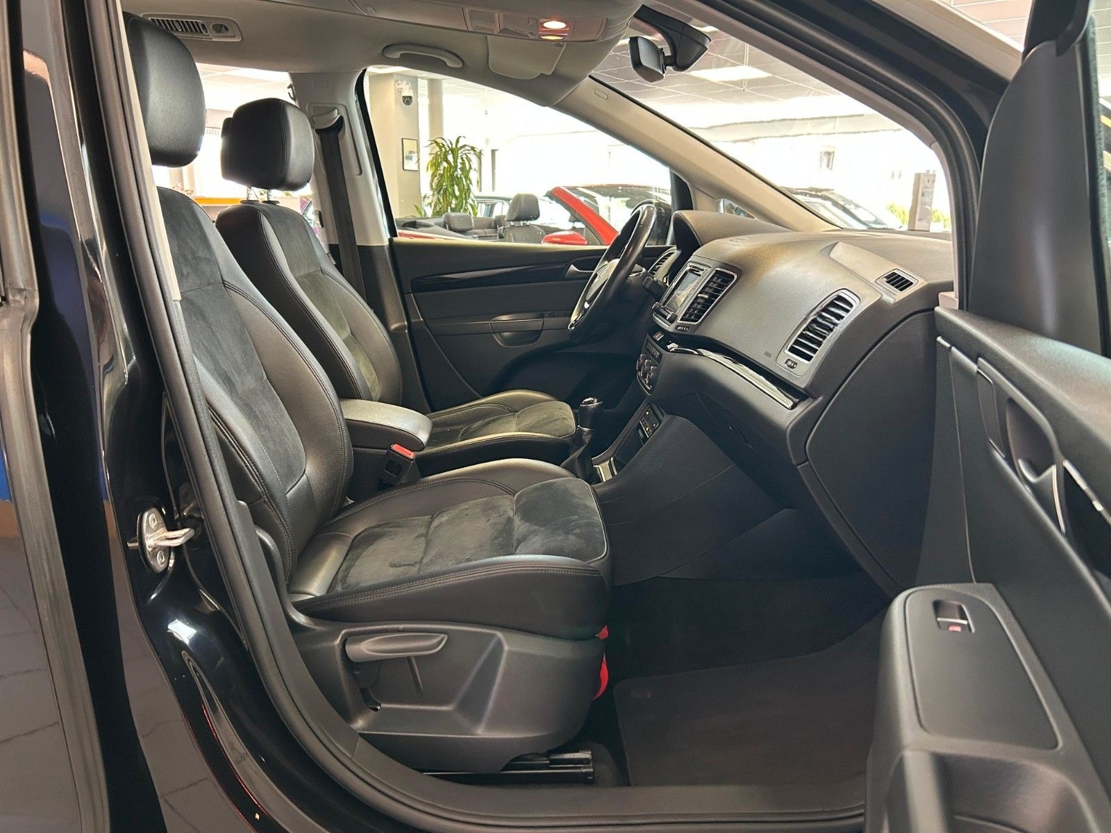 Volkswagen Sharan Highline BMT- Kamera - AHK foto 21