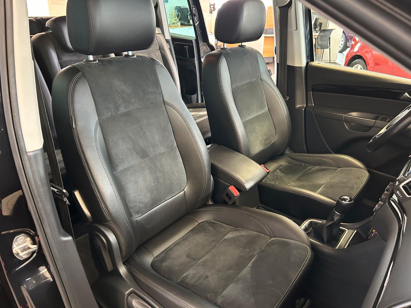 Volkswagen Sharan Highline BMT- Kamera - AHK foto 22