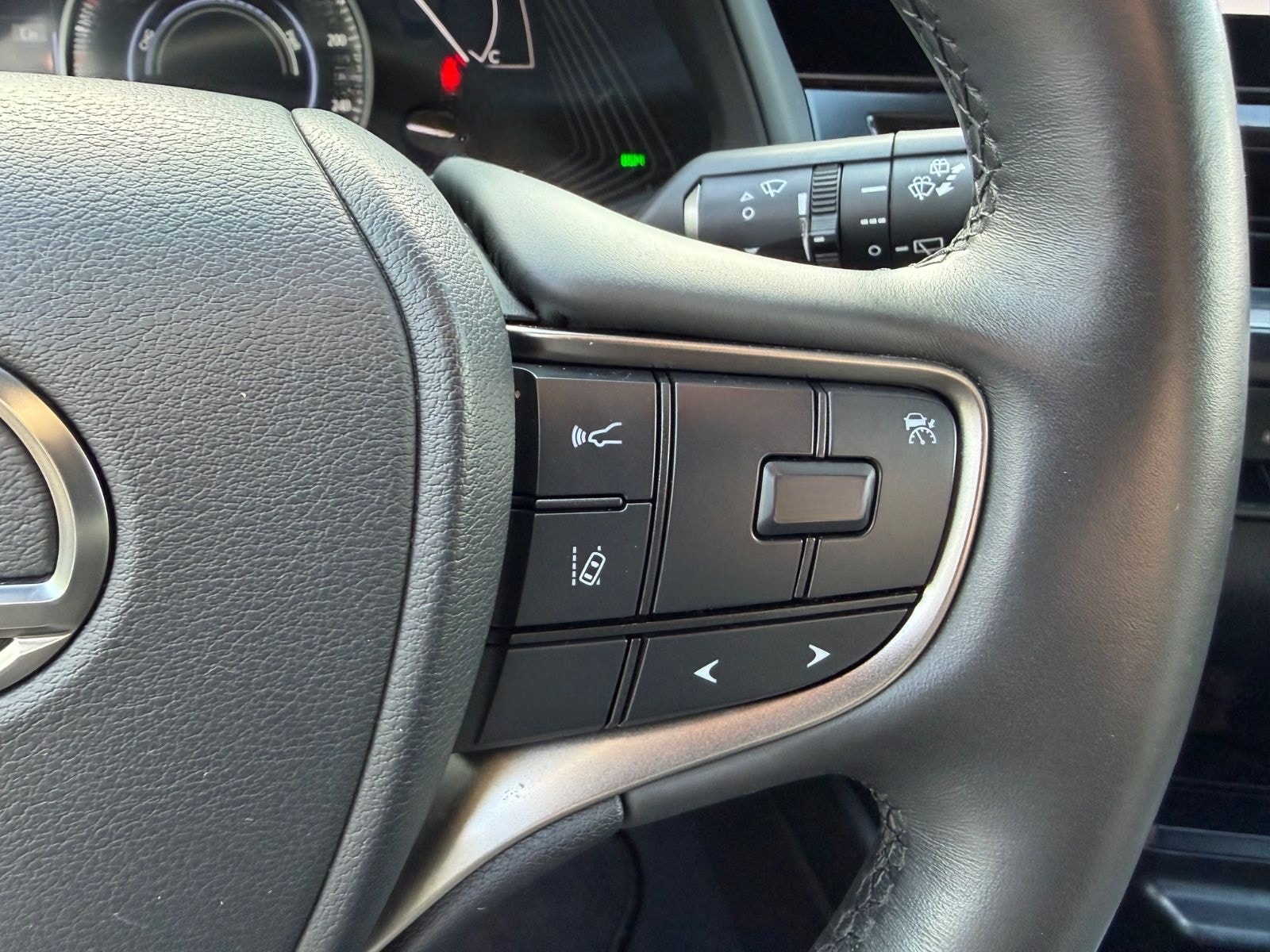 Lexus UX 250 h Style.LED.ACC.Kamera. foto 23