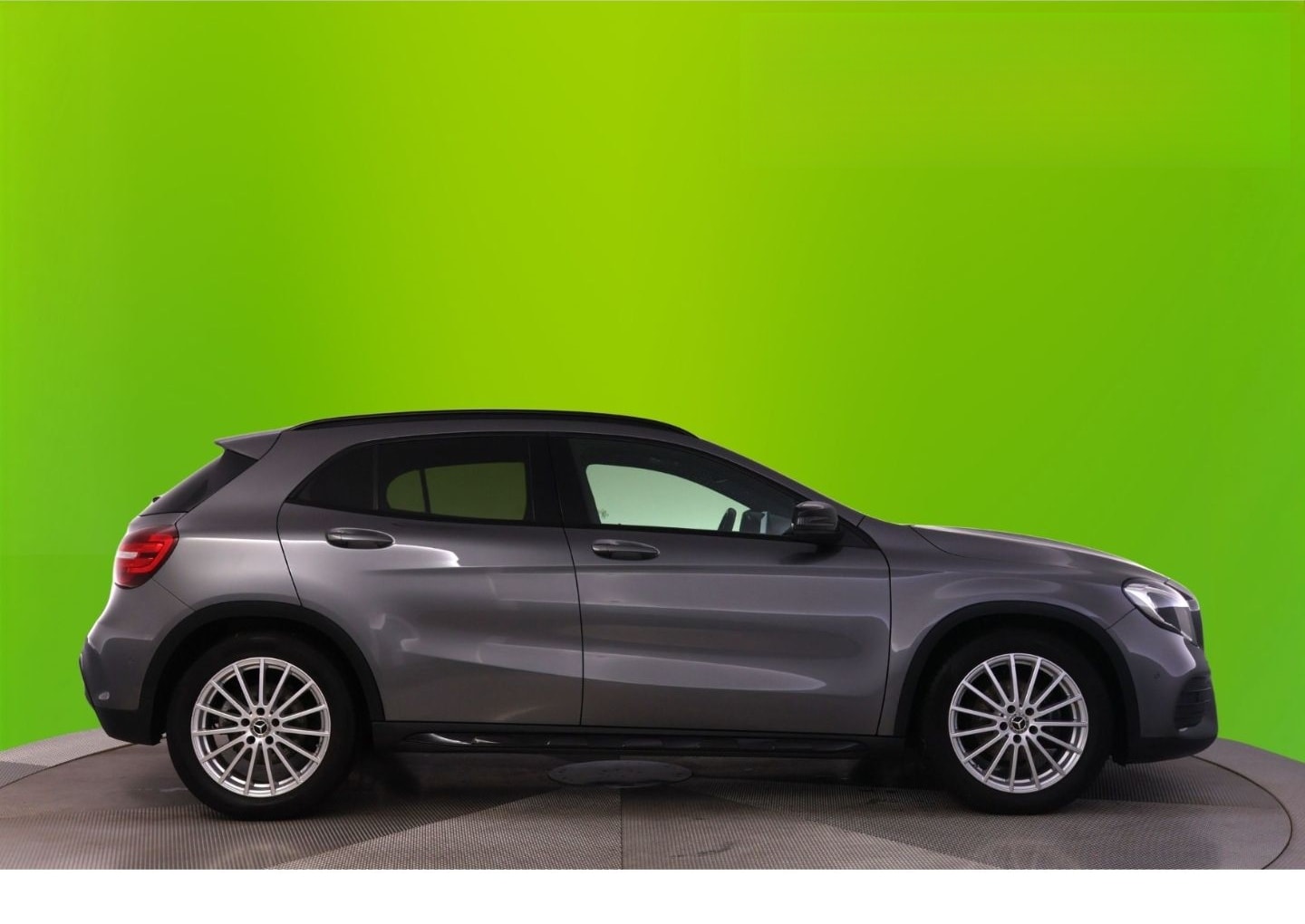 Mercedes-Benz GLA 200 7G-DCT AMG Line+LED+PANO+KAMERA+TEMPO foto 3