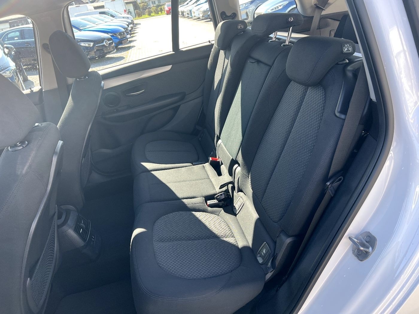 BMW 216d Gran Tourer Advantage *7 Sitze LED Navi SHZ foto 14