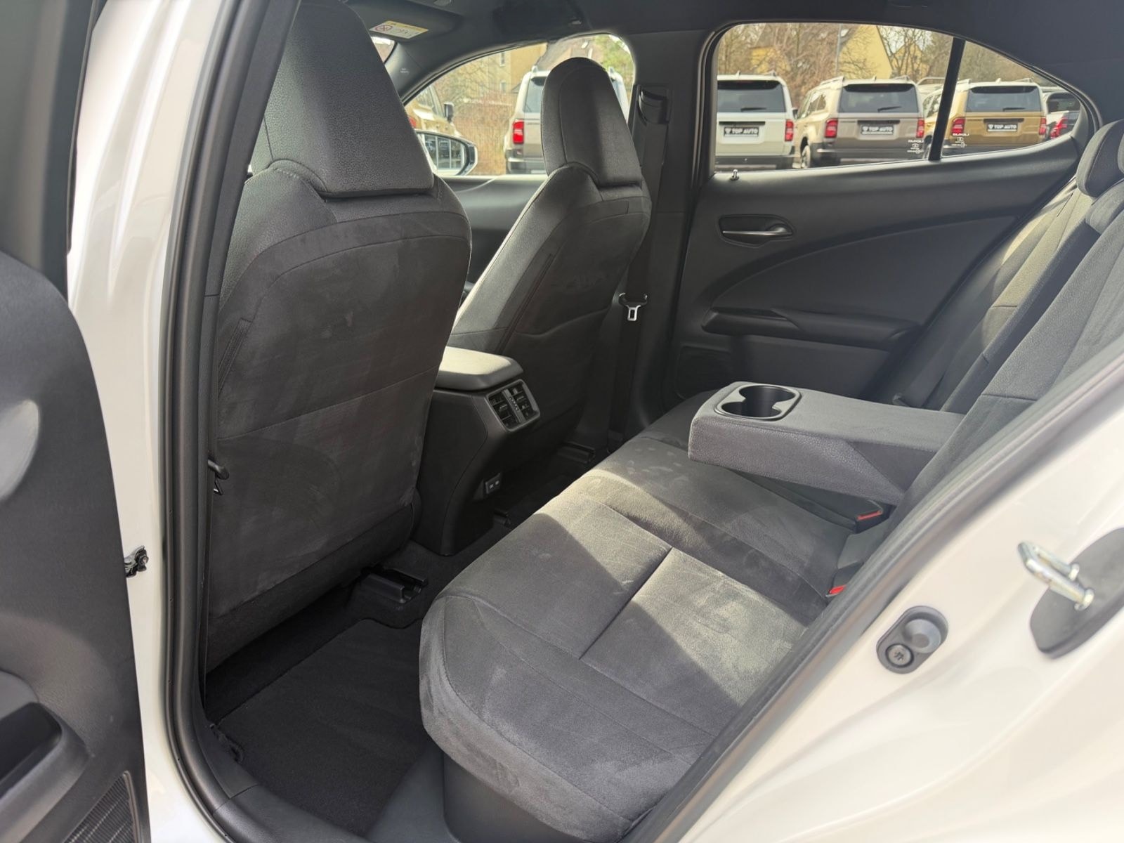 Lexus UX 250 h Style.LED.ACC.Kamera. foto 18