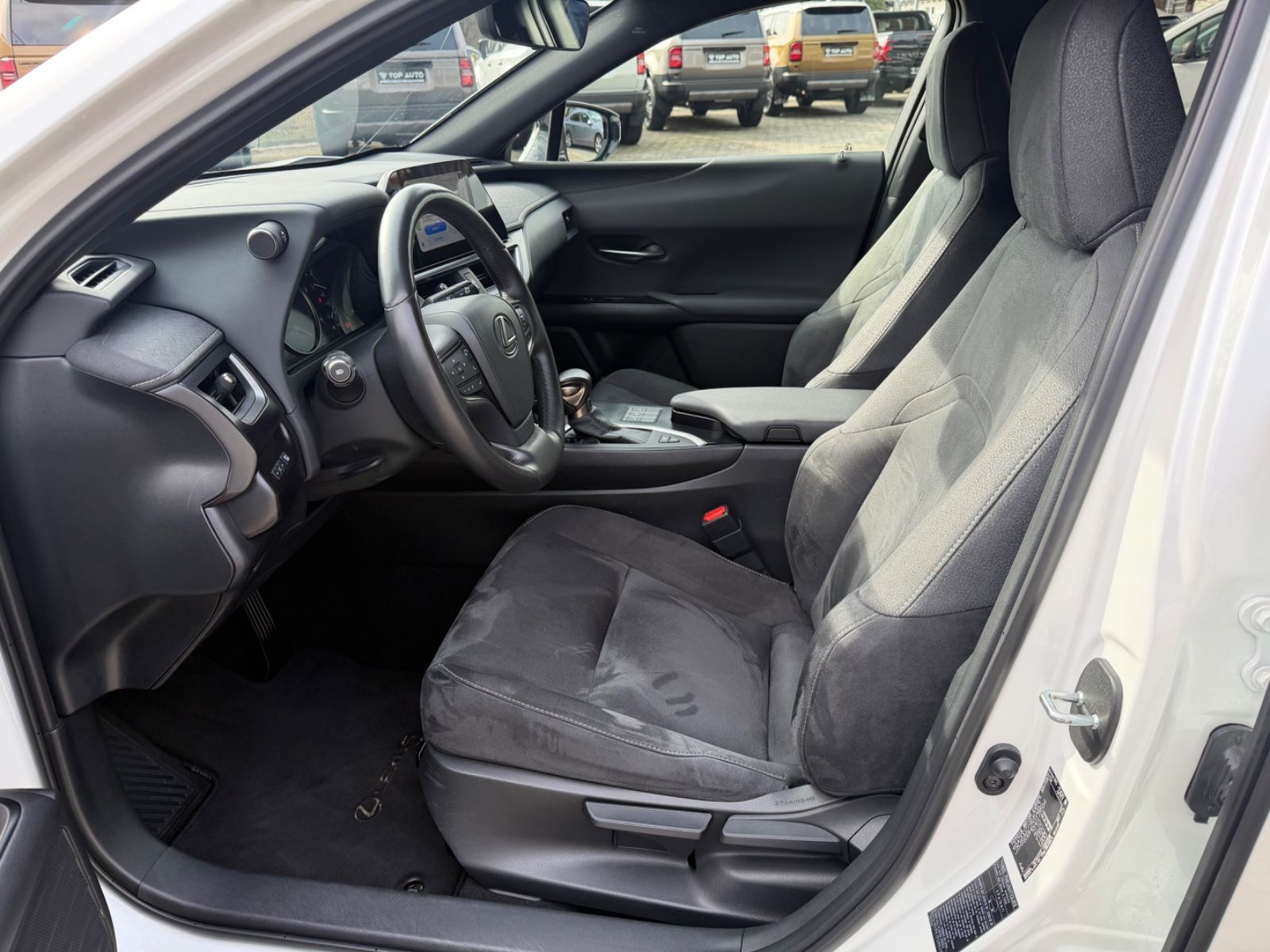 Lexus UX 250 h Style.LED.ACC.Kamera. foto 21