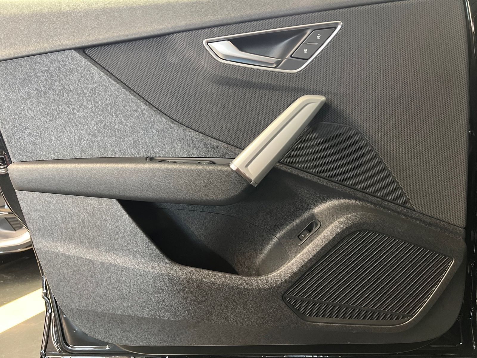 Audi Q2 40 TFSI quattro advanced S tronic LED Navi DA foto 8