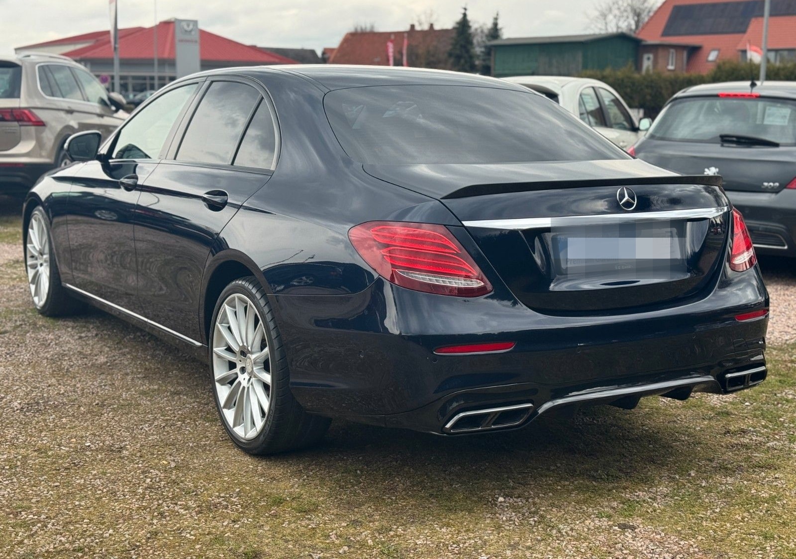 Mercedes-Benz E220d AMG Auto.*NAVI*KAMERA*SITZHZG*PDC* foto 6