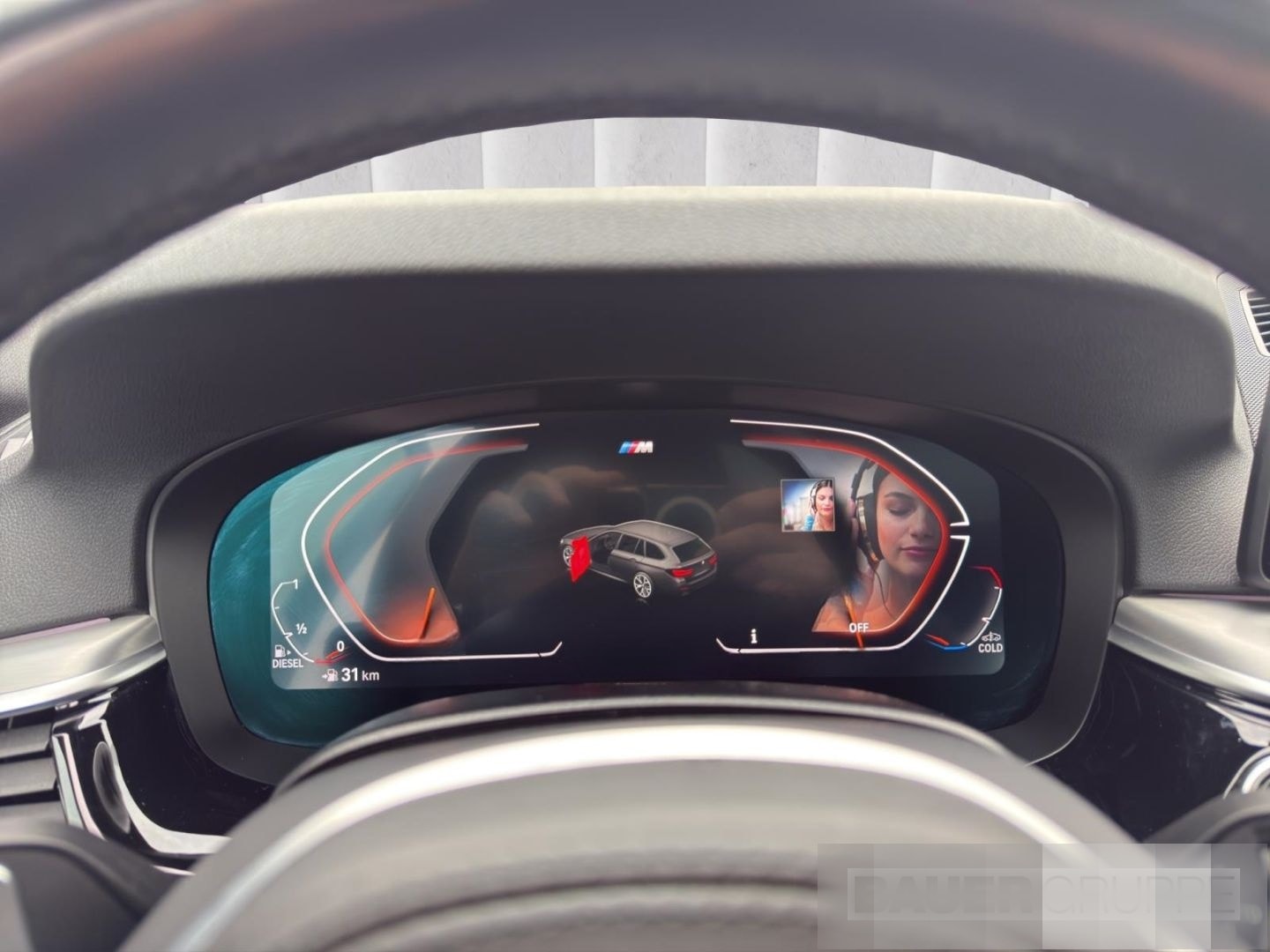 BMW 530 dAT M SPORT LASER HUD PANO KAMERA KEYLESS foto 12