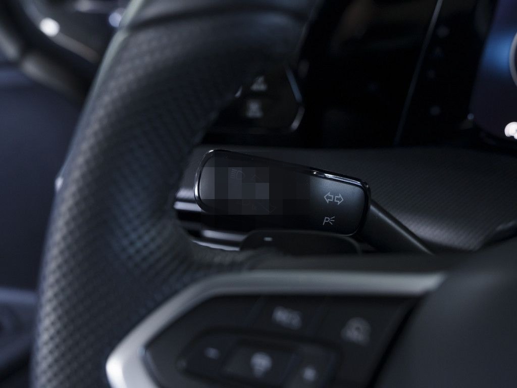 Volkswagen Golf VIII GTE 1,5 l eHybrid DSG ACC PANO HUD SHZ foto 20