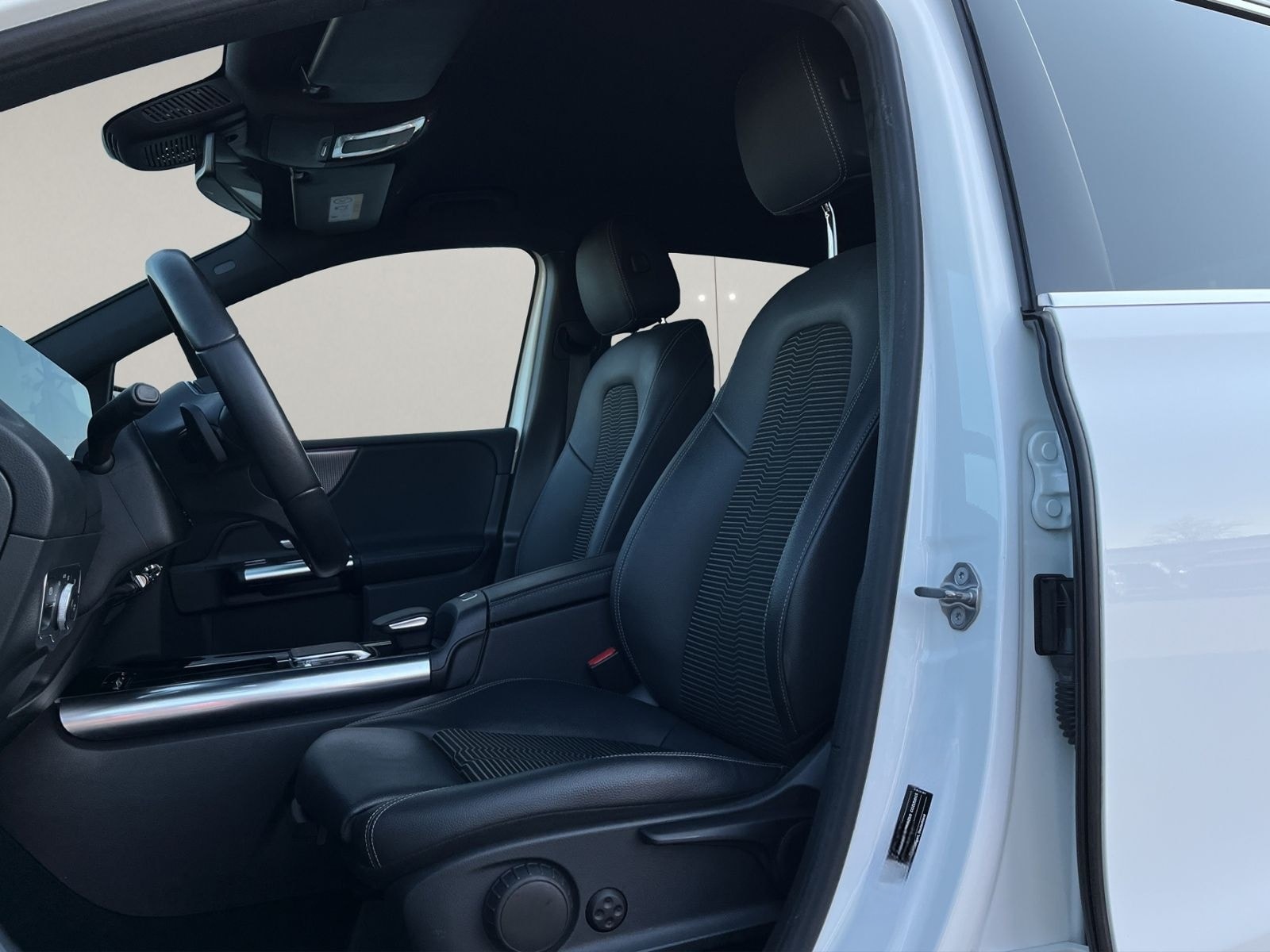 Mercedes-Benz B180 Edition 19 *KAMERA NAVI SHZ* foto 11