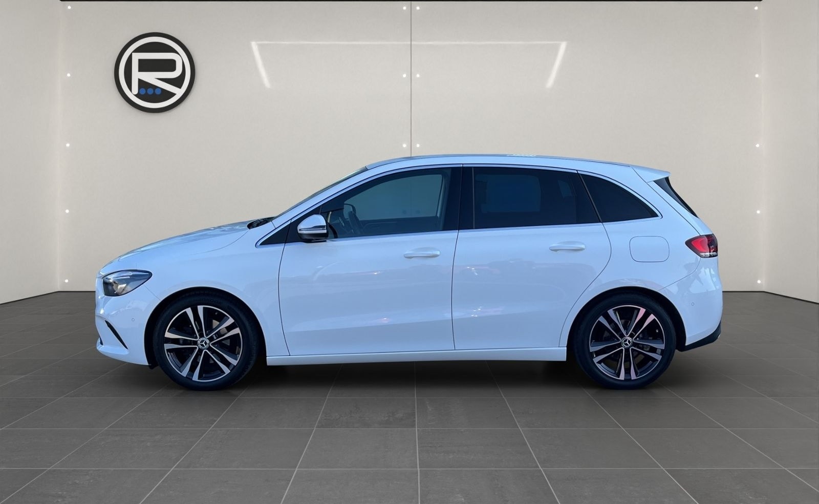 Mercedes-Benz B180 Edition 19 *KAMERA NAVI SHZ* foto 3