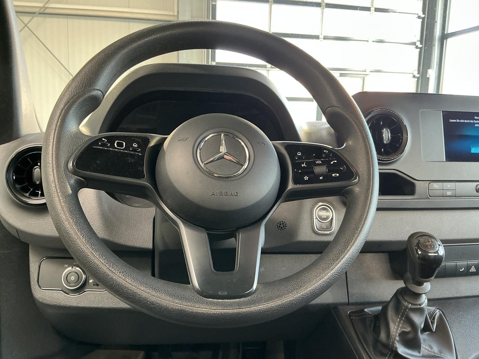 Mercedes-Benz Sprinter 211 L2/H1+Leder+Kamera+ foto 11