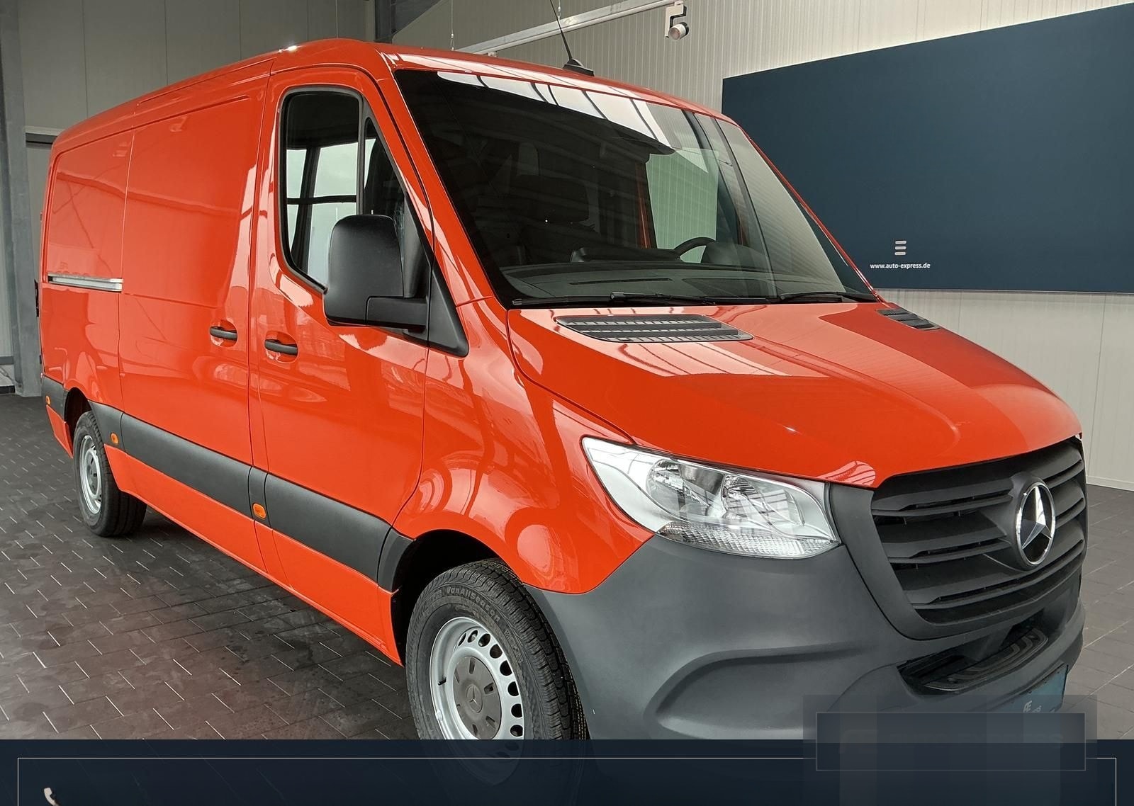 Mercedes-Benz Sprinter 317 L2/H1+AHK2,8to+Kamera+MBUX foto 1