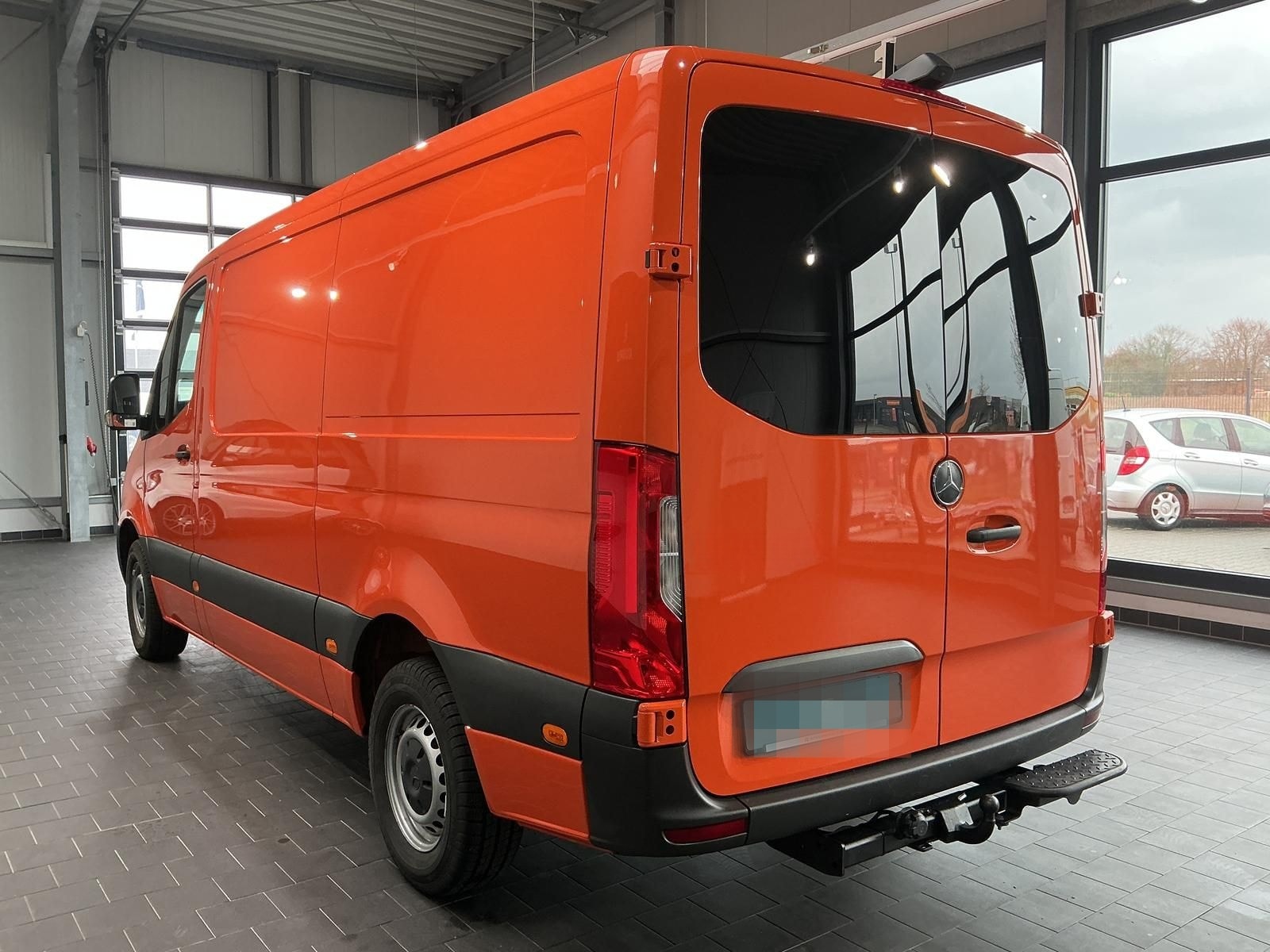 Mercedes-Benz Sprinter 317 L2/H1+AHK2,8to+Kamera+MBUX foto 5