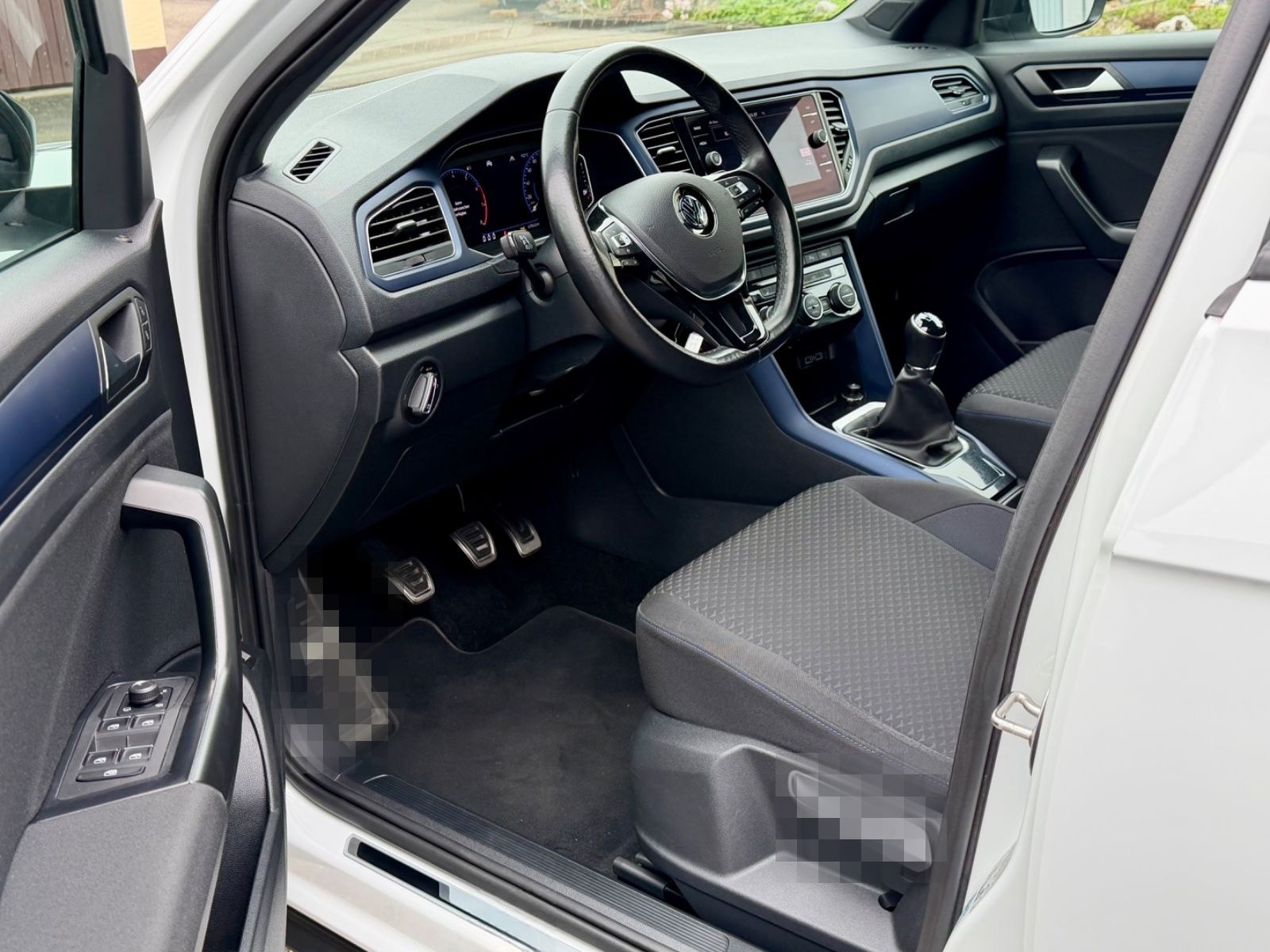 Volkswagen T-Roc United 1.5TSI Sthzg AHK Kam Nav 1Hd KD NEU foto 7