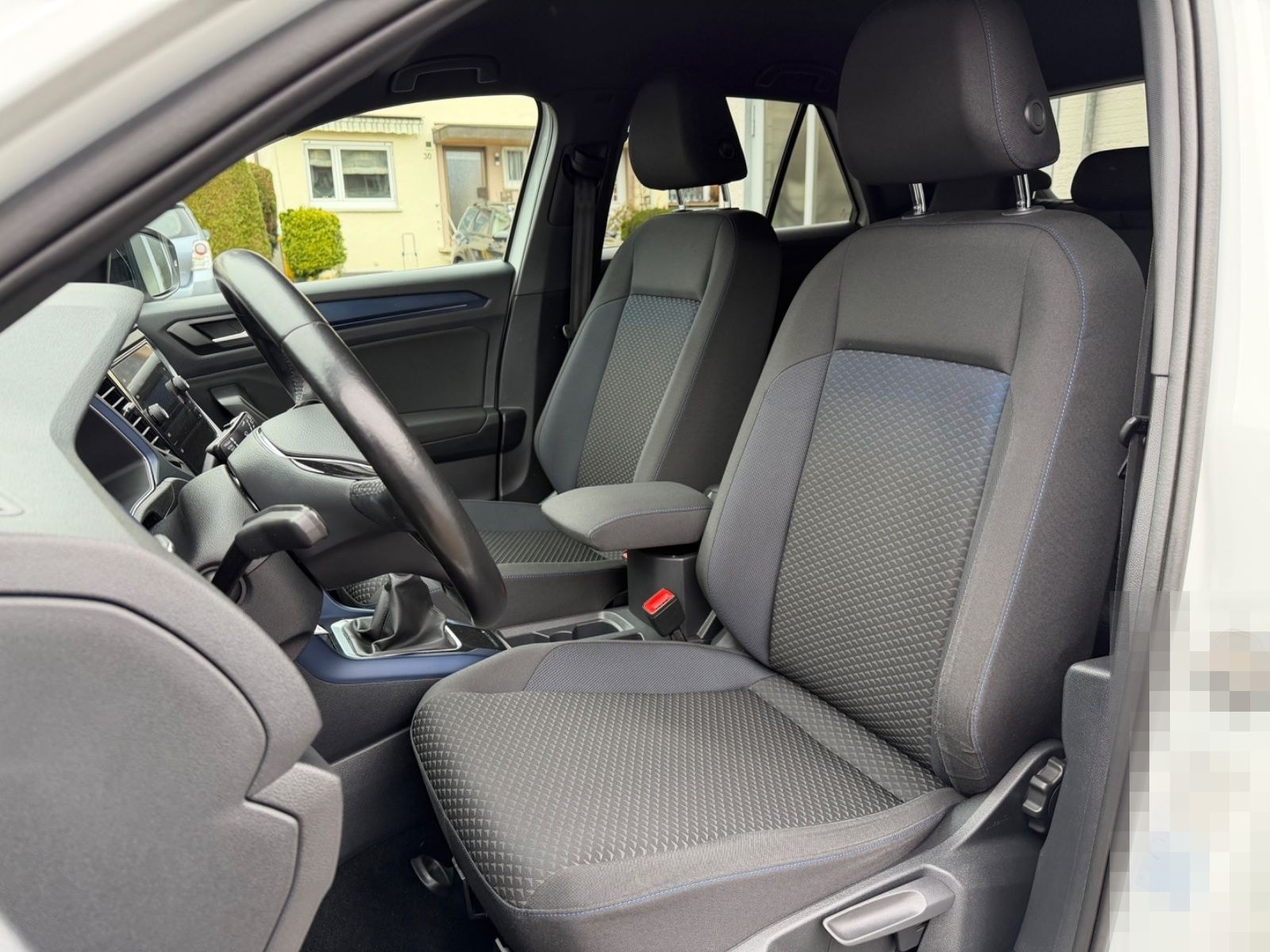 Volkswagen T-Roc United 1.5TSI Sthzg AHK Kam Nav 1Hd KD NEU foto 9