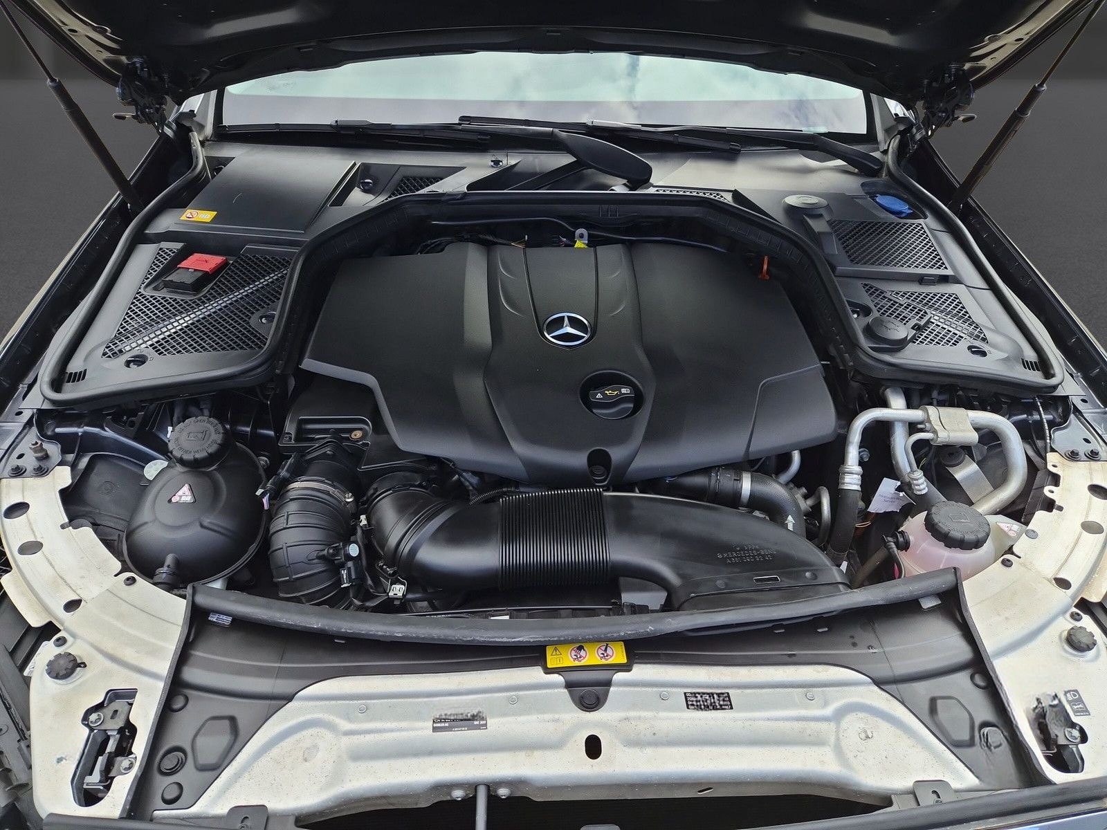 Mercedes-Benz C 220 d Exclusive AHK NAVI Memory Kamera Ambient foto 10