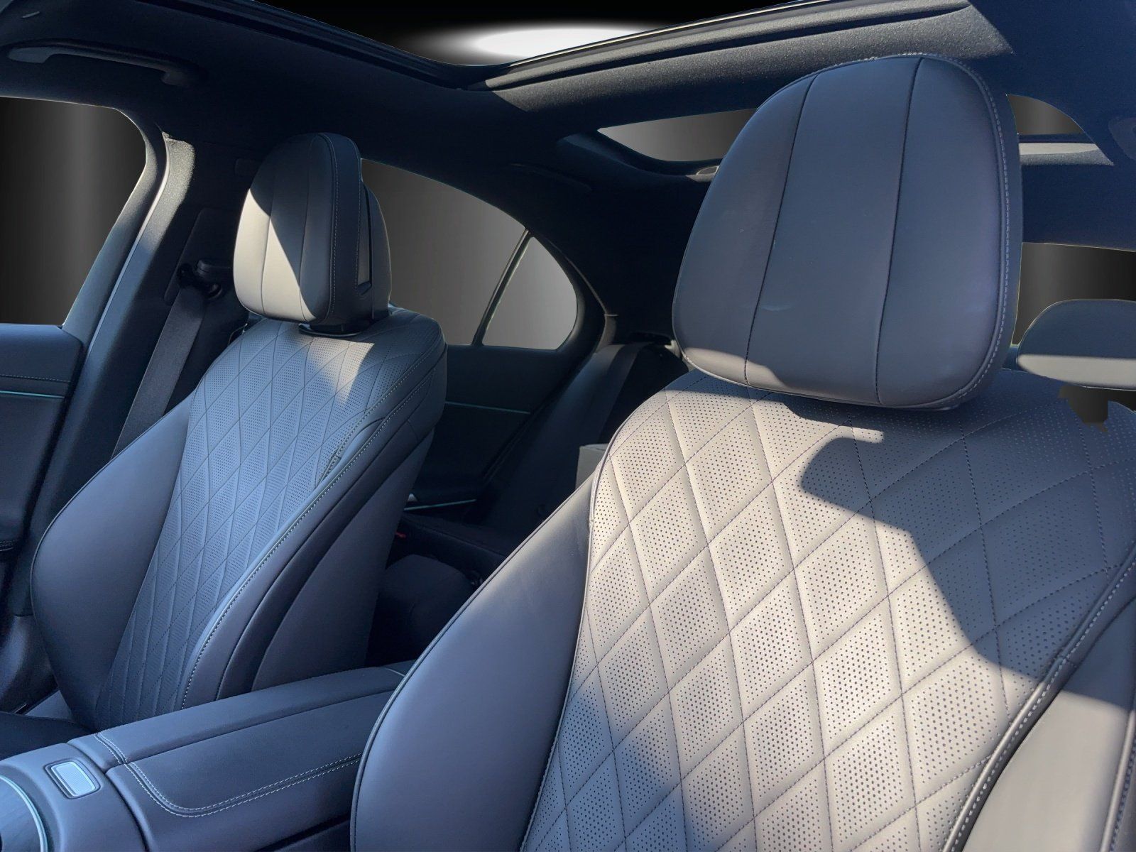 Mercedes-Benz E 300 de 4M AMG Prem+ AIRMATIC Massage HAL €110k foto 9