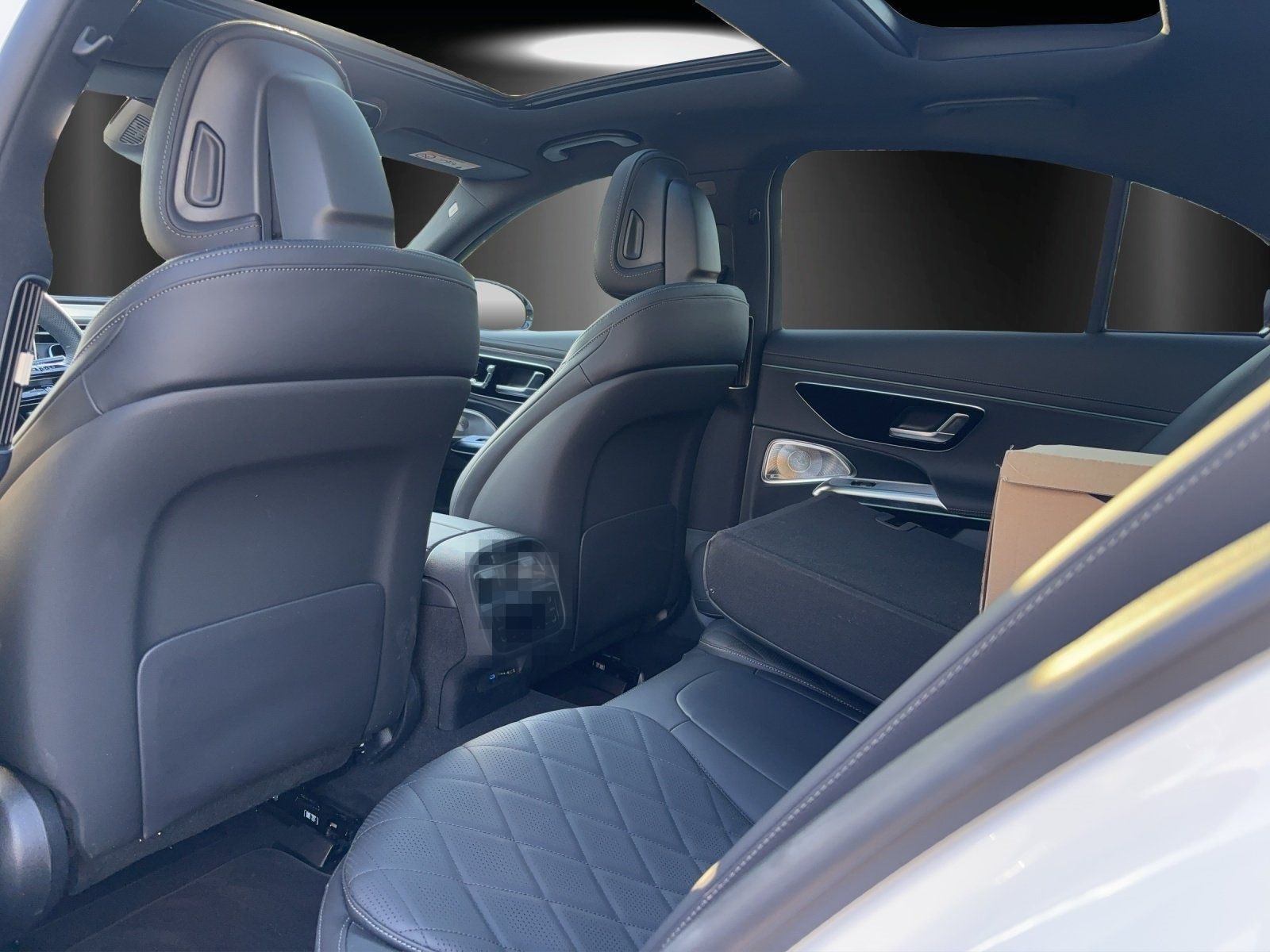 Mercedes-Benz E 300 de 4M AMG Prem+ AIRMATIC Massage HAL €110k foto 10