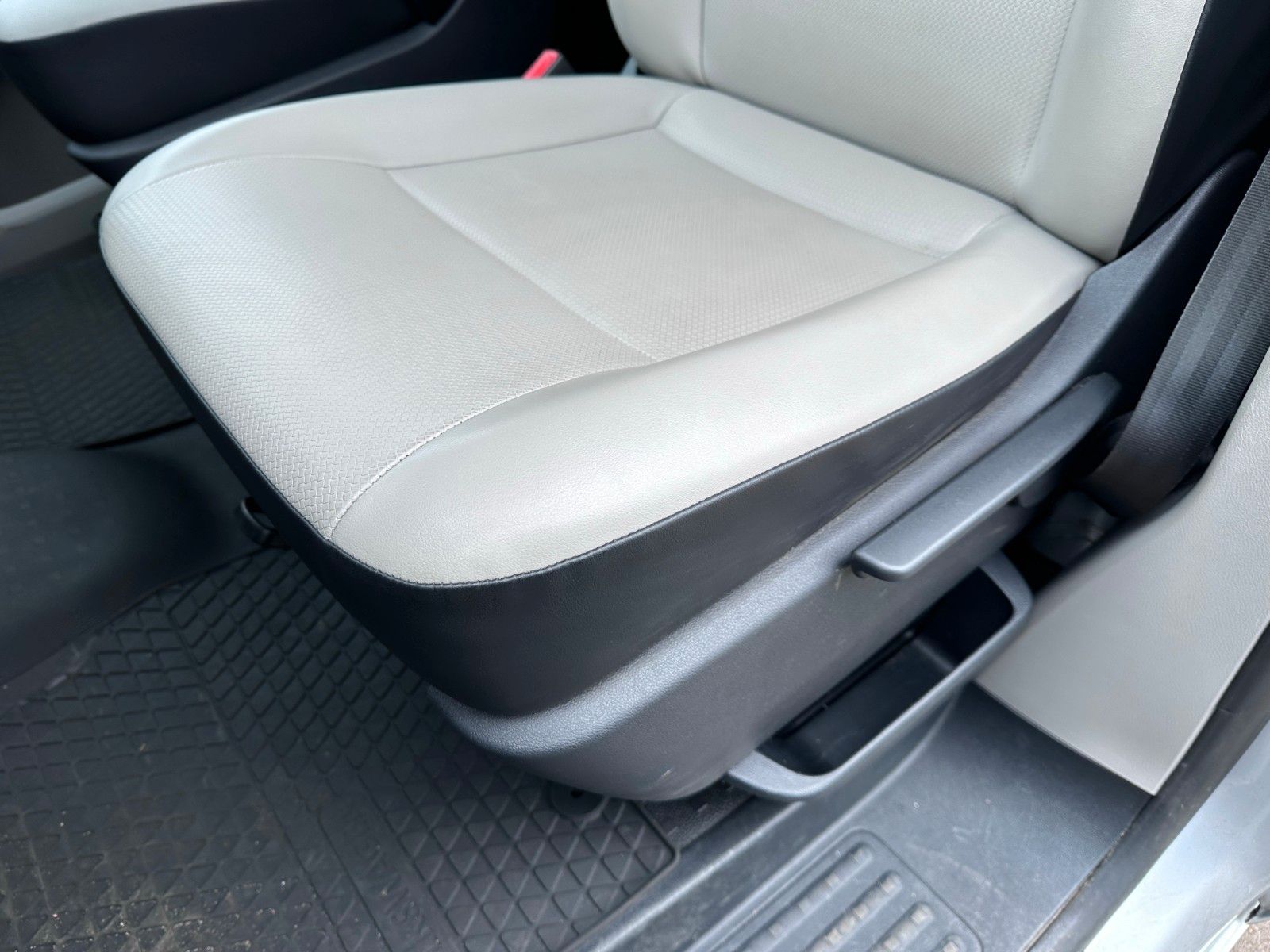 Volkswagen T6 Transporter KA L2H2/ 110kw/ AC/ 2 Sitze/ AHK foto 8