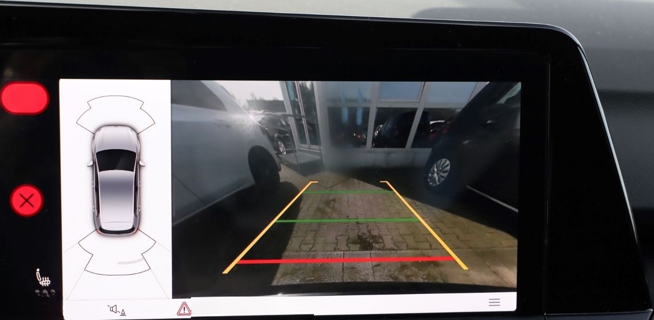 Volkswagen Golf VIII CLUBSPORT 2.0 DSG DCC NAVIPRO KEYLESS foto 14