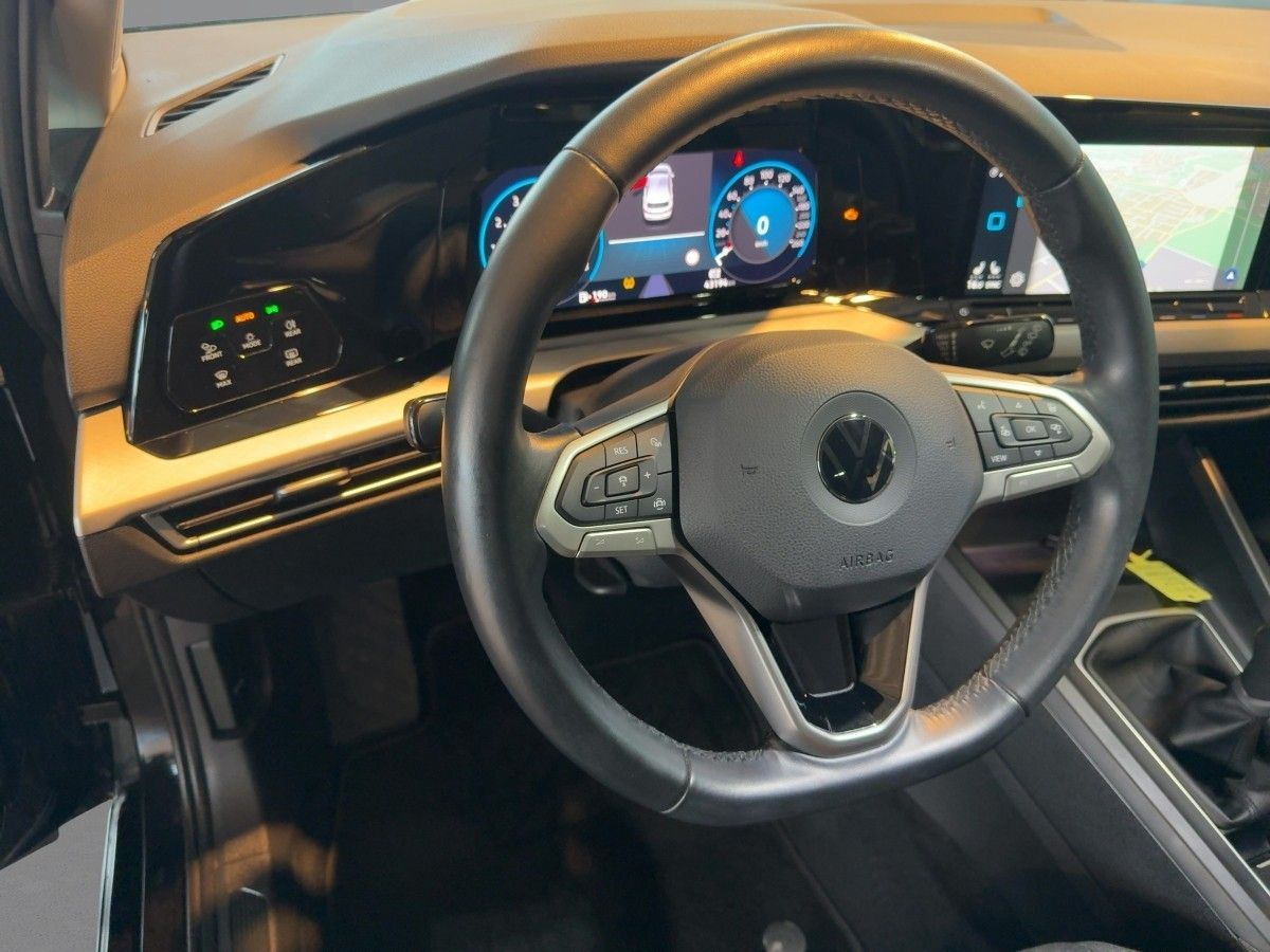 Volkswagen Golf VIII 1.5 TSI Life Ganzjahresreifen Rückfahr foto 13