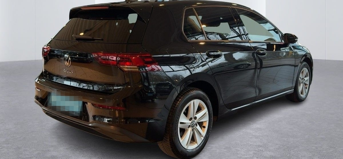 Volkswagen Golf VIII 1.5 TSI Life Ganzjahresreifen Rückfahr foto 5